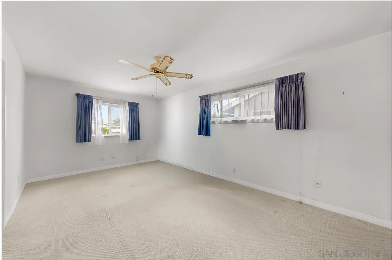 https://cdn.realtyfeed.com/cdn/127/260013103/2aa0f51fbe90f39ec4265b219277a8a0.webp