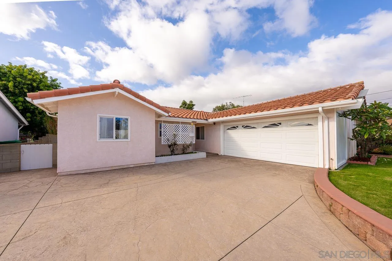 https://cdn.realtyfeed.com/cdn/127/260013103/6c09e6f71a00aa6cc09a3282bafc5a4f.webp