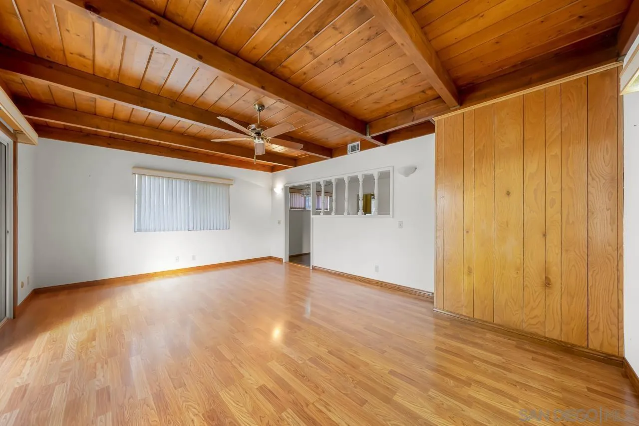 https://cdn.realtyfeed.com/cdn/127/260013103/793b0f398472c523ff04dc3e5df813fe.webp