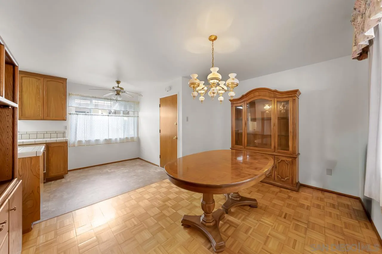 https://cdn.realtyfeed.com/cdn/127/260013103/7c4ca57236f88826e96d0cd296afe509.webp