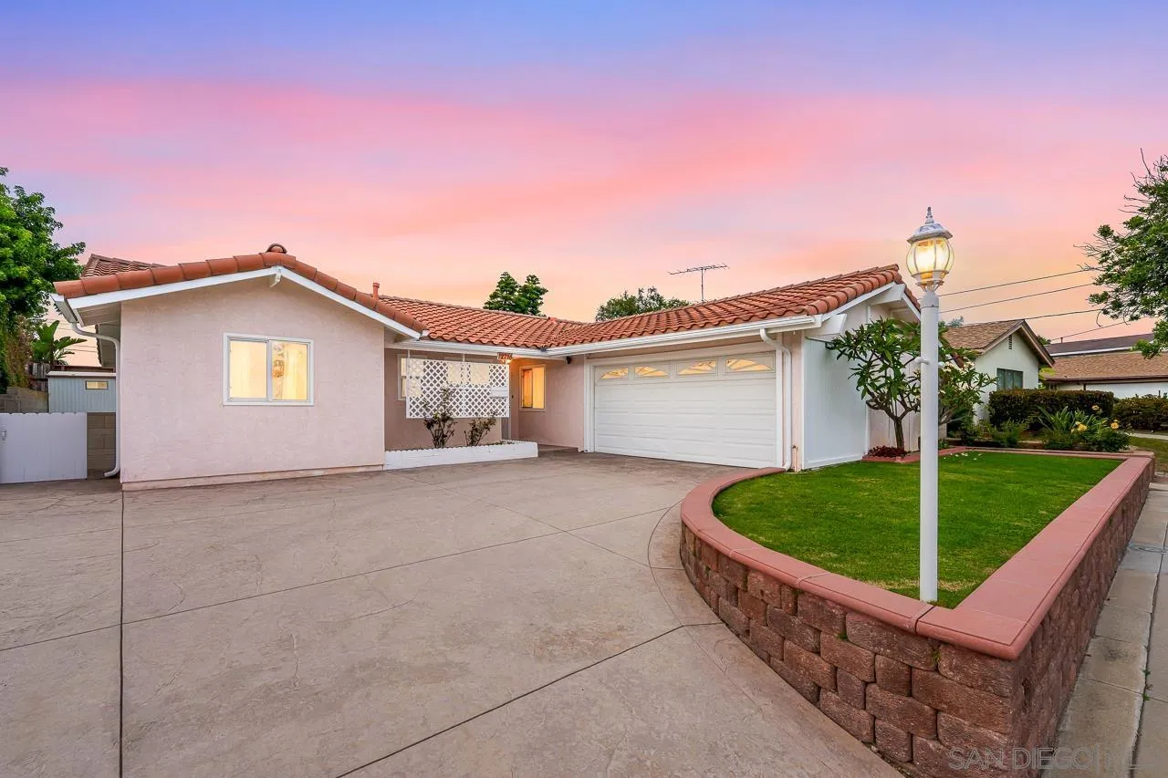 https://cdn.realtyfeed.com/cdn/127/260013103/ff13bc0621e0afbc1f39d92bb26c3926.webp