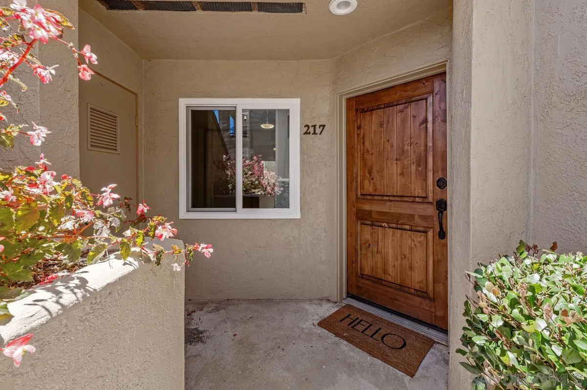 Photo #3: 260013110 Listing: Photo #3
