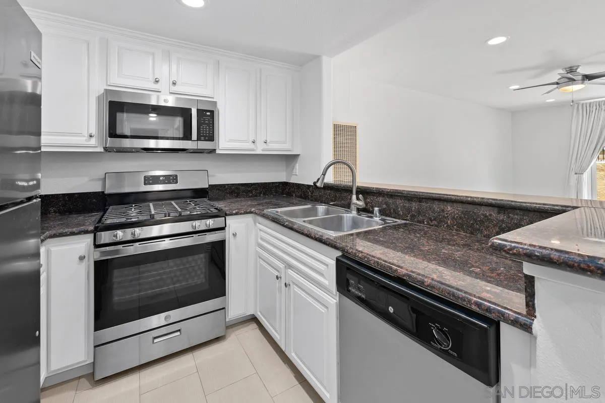 Photo #10: 260013110 Listing: Photo #10