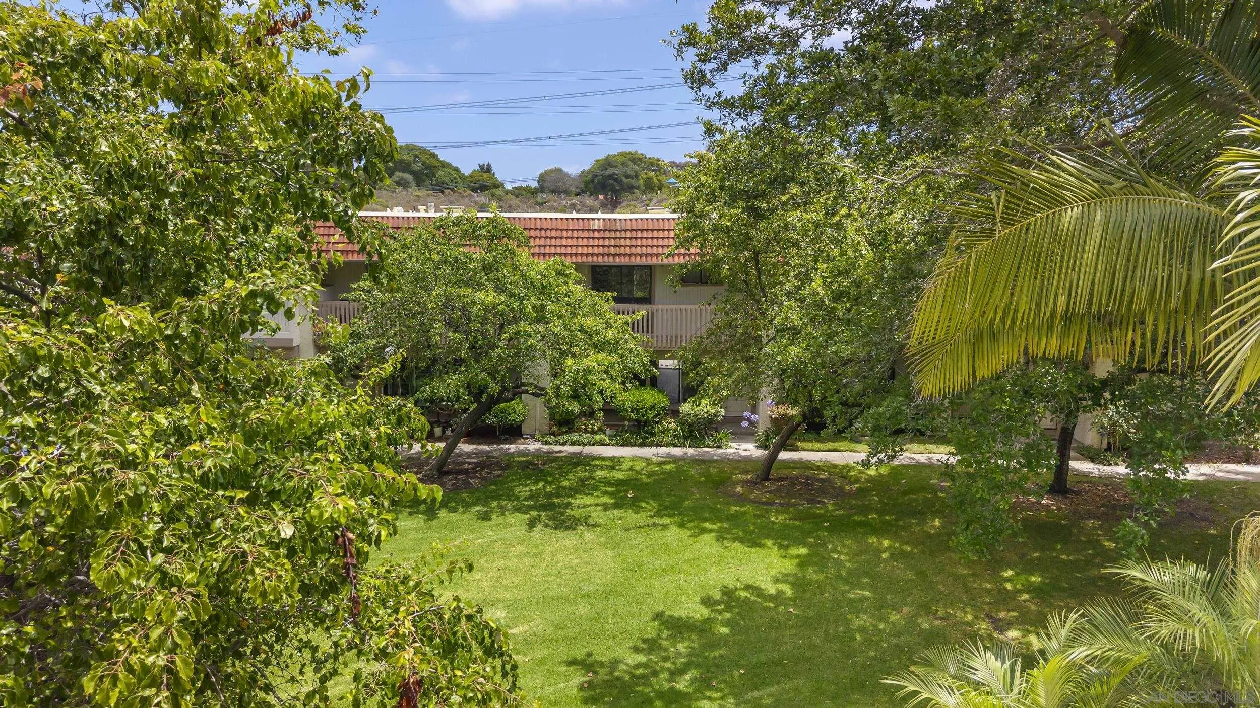 Photo #34: 260013112 Listing: Photo #34