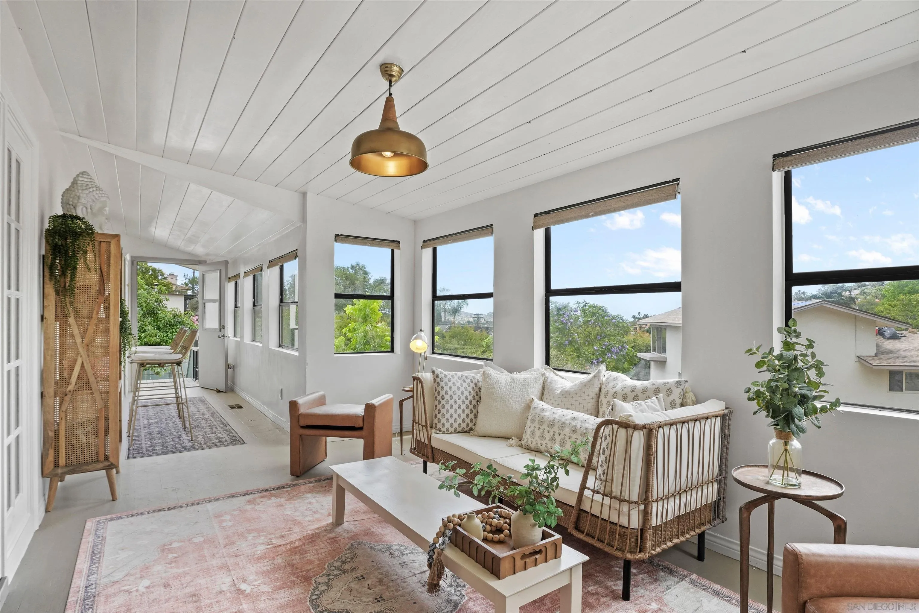 https://cdn.realtyfeed.com/cdn/127/260013113/5ee43f0bb5a0e92ccb8abc9f4218980b.webp