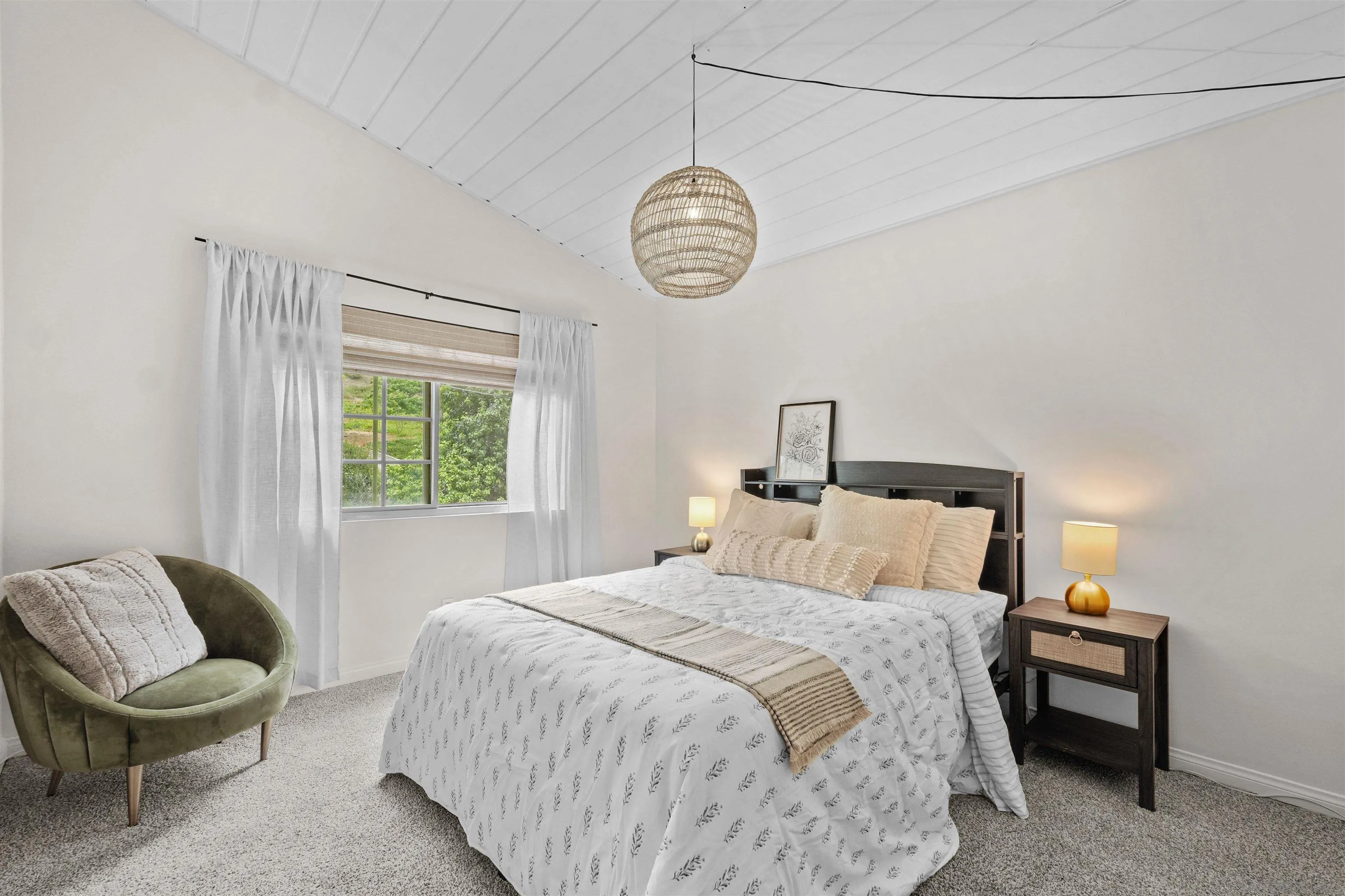 https://cdn.realtyfeed.com/cdn/127/260013113/828a979588655105e9dc240c5a5f8f4d.webp