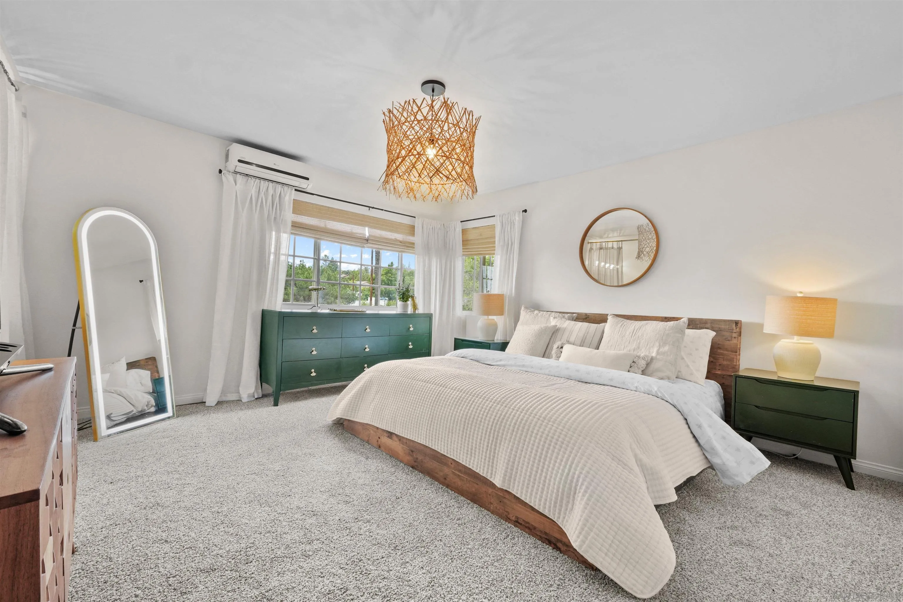https://cdn.realtyfeed.com/cdn/127/260013113/85117730ac5c68c4fbbe5fa1e9fbc58a.webp