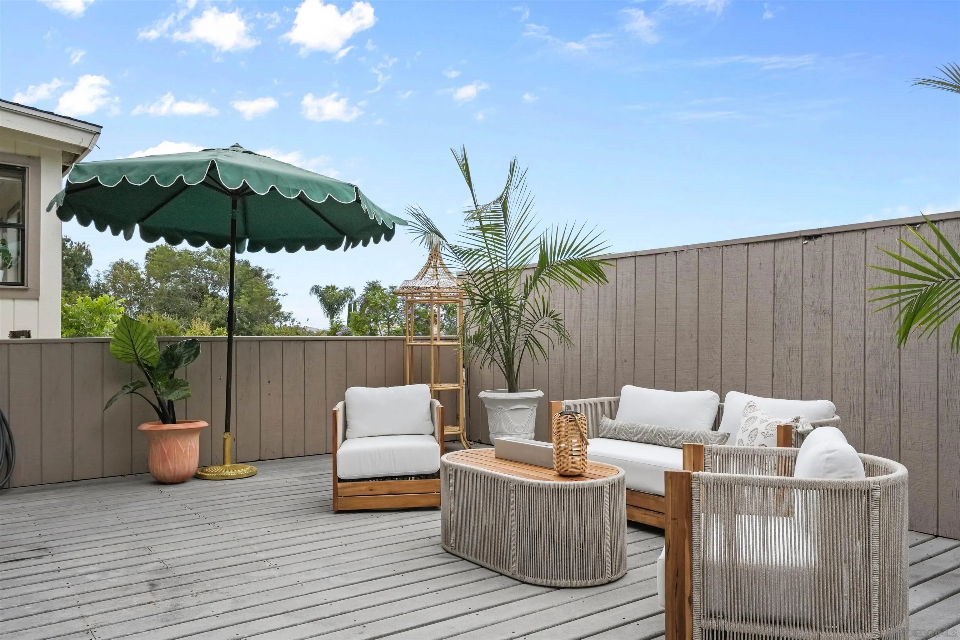 https://cdn.realtyfeed.com/cdn/127/260013113/e63db4edd115c43624c7a10ba62b0882.webp