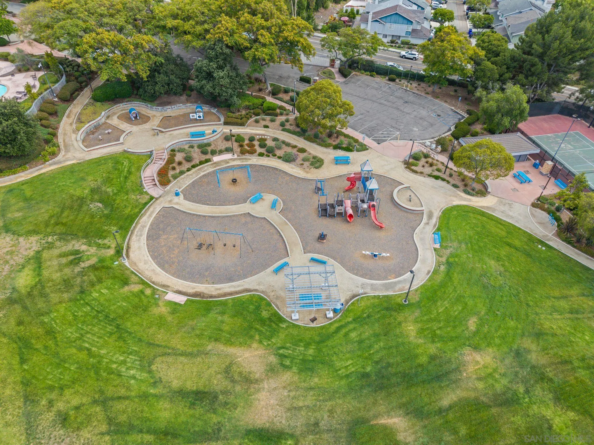 Photo #5: 260013119 Listing: Photo #5