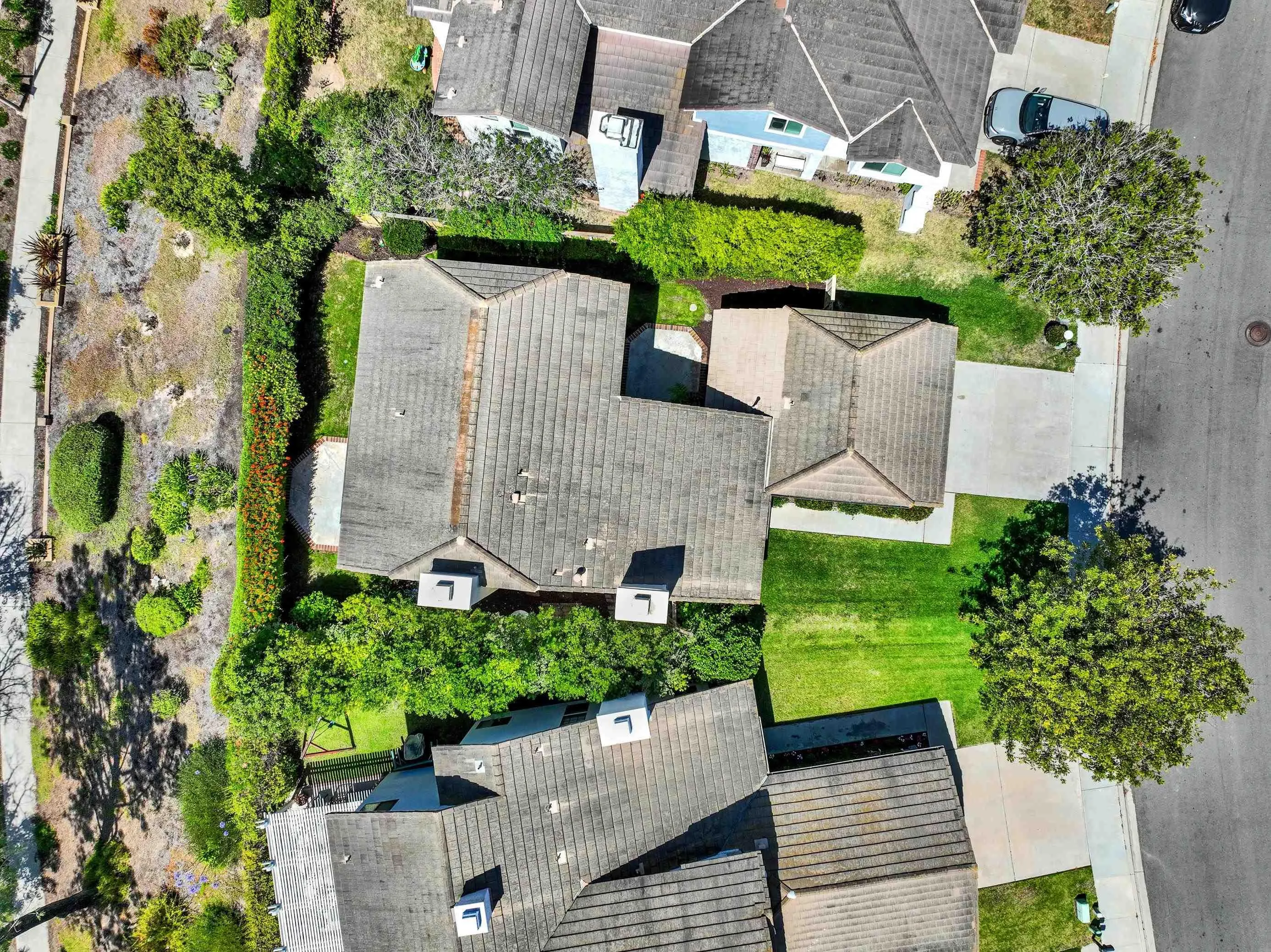 https://cdn.realtyfeed.com/cdn/127/260013120/4ef2cb8df837adcf3069f140910d5a0f.webp