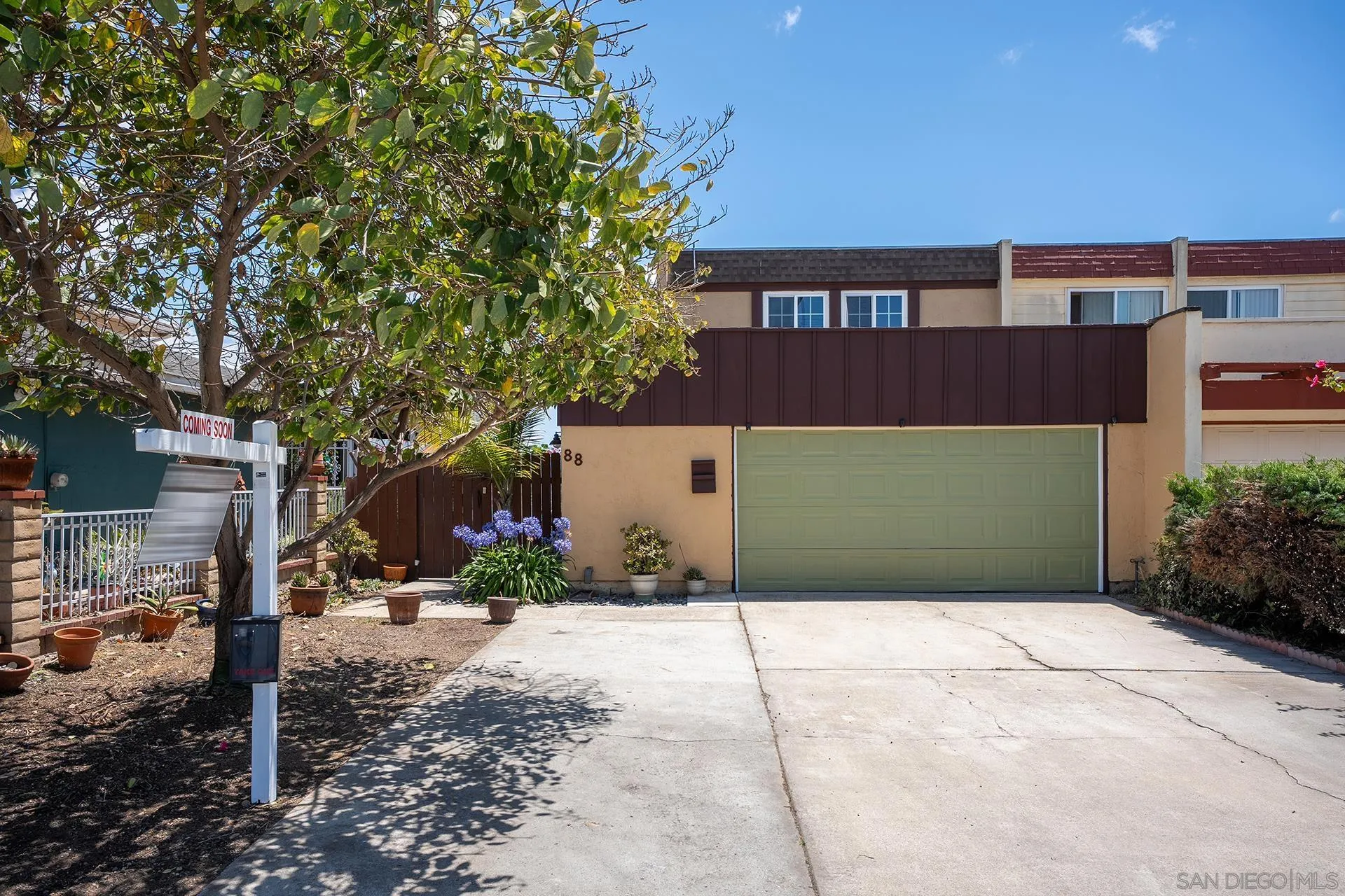 Photo #1: 260013121 Listing: Photo #1