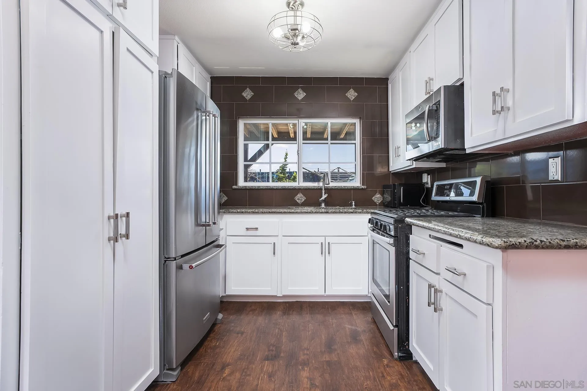 Photo #18: 260013121 Listing: Photo #18