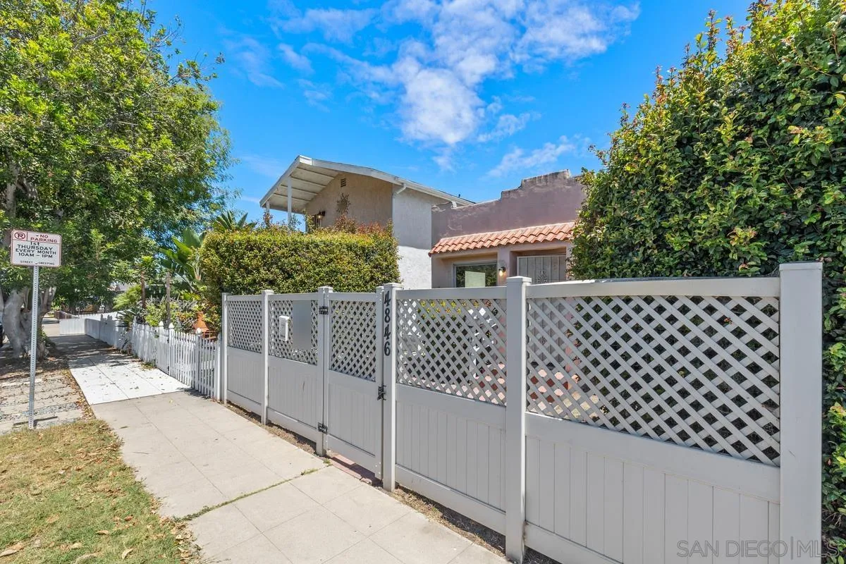 https://cdn.realtyfeed.com/cdn/127/260013122/a1b7ec452ab01b98c07f5e88c03c7087.webp