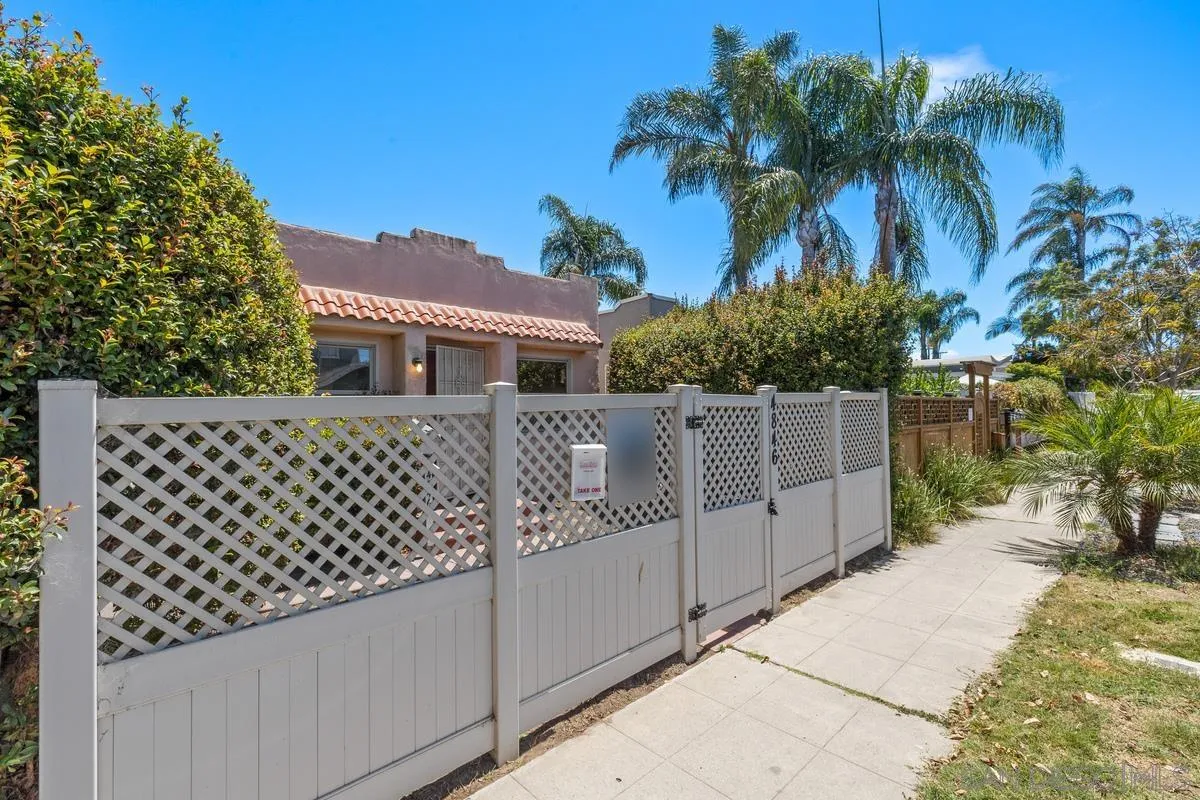 https://cdn.realtyfeed.com/cdn/127/260013122/f41aec04c4866462eadb540183ee3b6f.webp