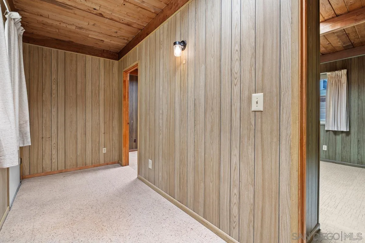 https://cdn.realtyfeed.com/cdn/127/260013122/f92a6b0be4b3709a01c310488ed94ade.webp