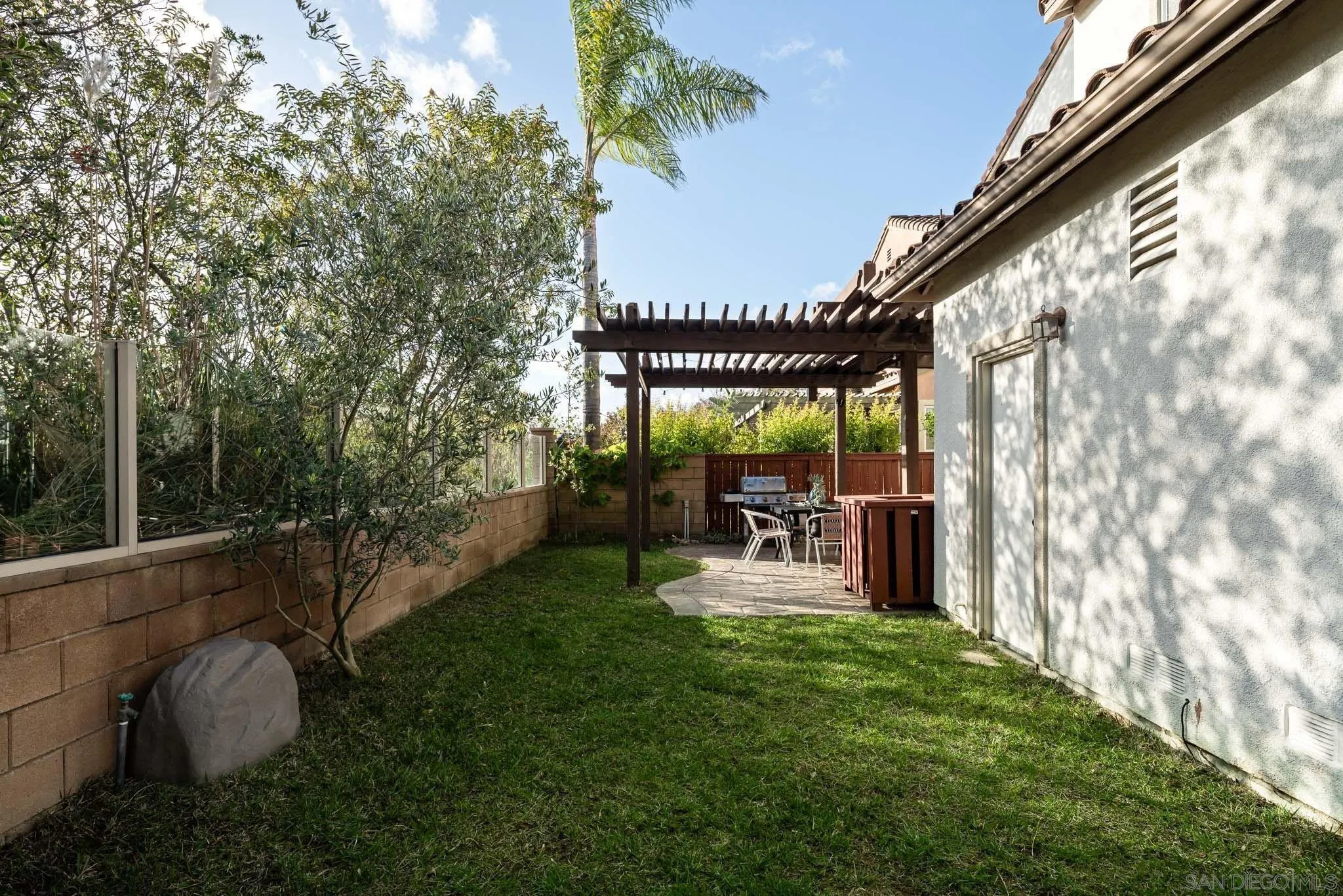 https://cdn.realtyfeed.com/cdn/127/260013126/2333770766511e8a56923038788fa0e6.webp