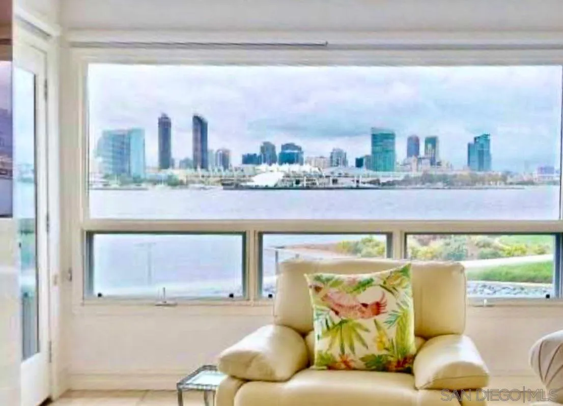 https://cdn.realtyfeed.com/cdn/127/260013127/7ee754697ccdc382677c46e99af6d293.webp
