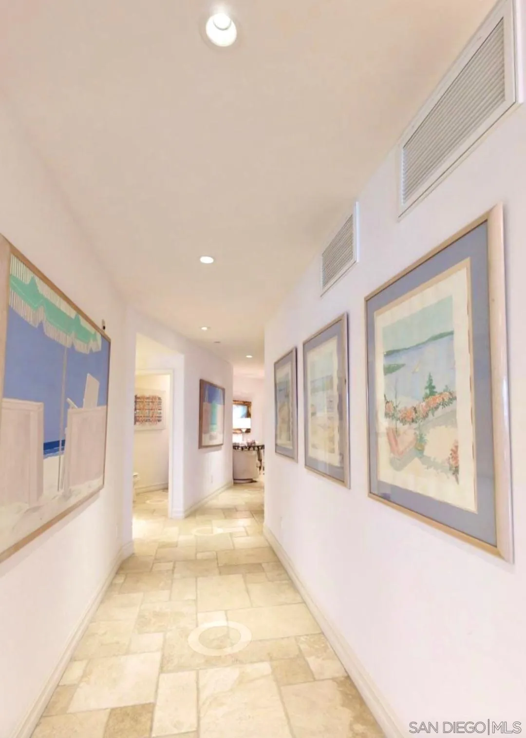 https://cdn.realtyfeed.com/cdn/127/260013127/b89e2f5bb0af97aebf4fda65beb1045f.webp