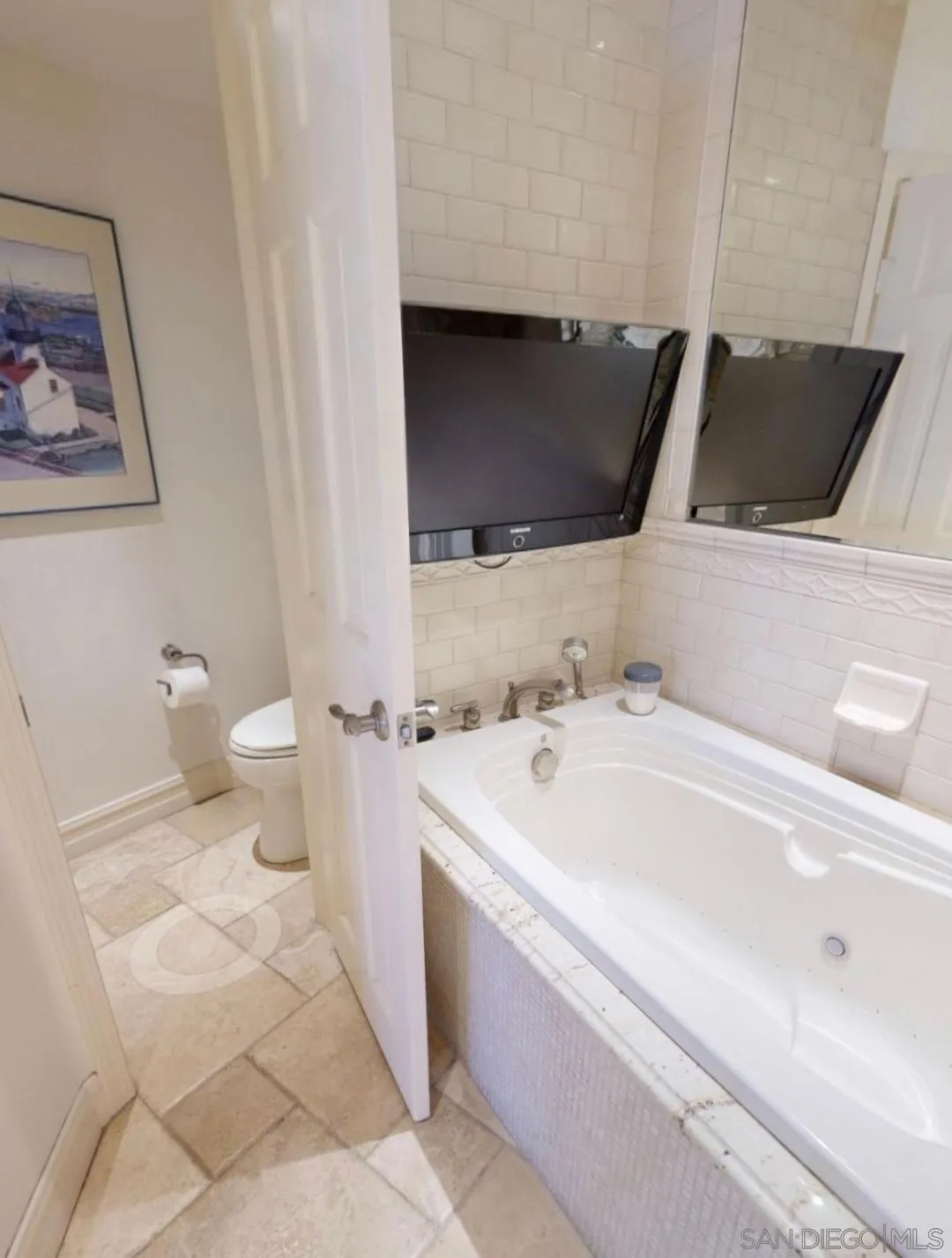 https://cdn.realtyfeed.com/cdn/127/260013127/d6e724c3b2ecf189f7b056ddbd830184.webp
