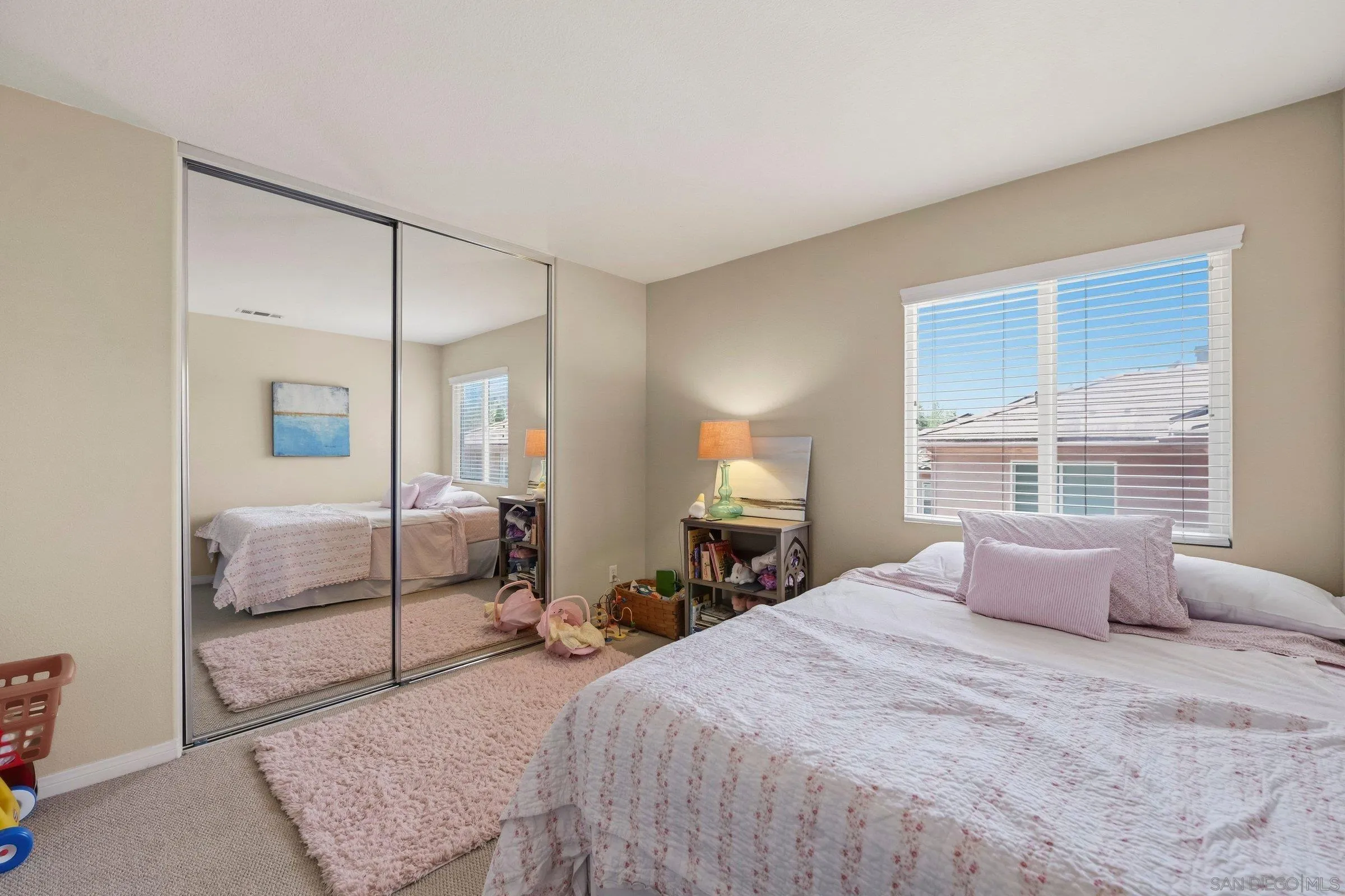 https://cdn.realtyfeed.com/cdn/127/260013129/2e6f240841fd30a477446e58b43d41d8.webp