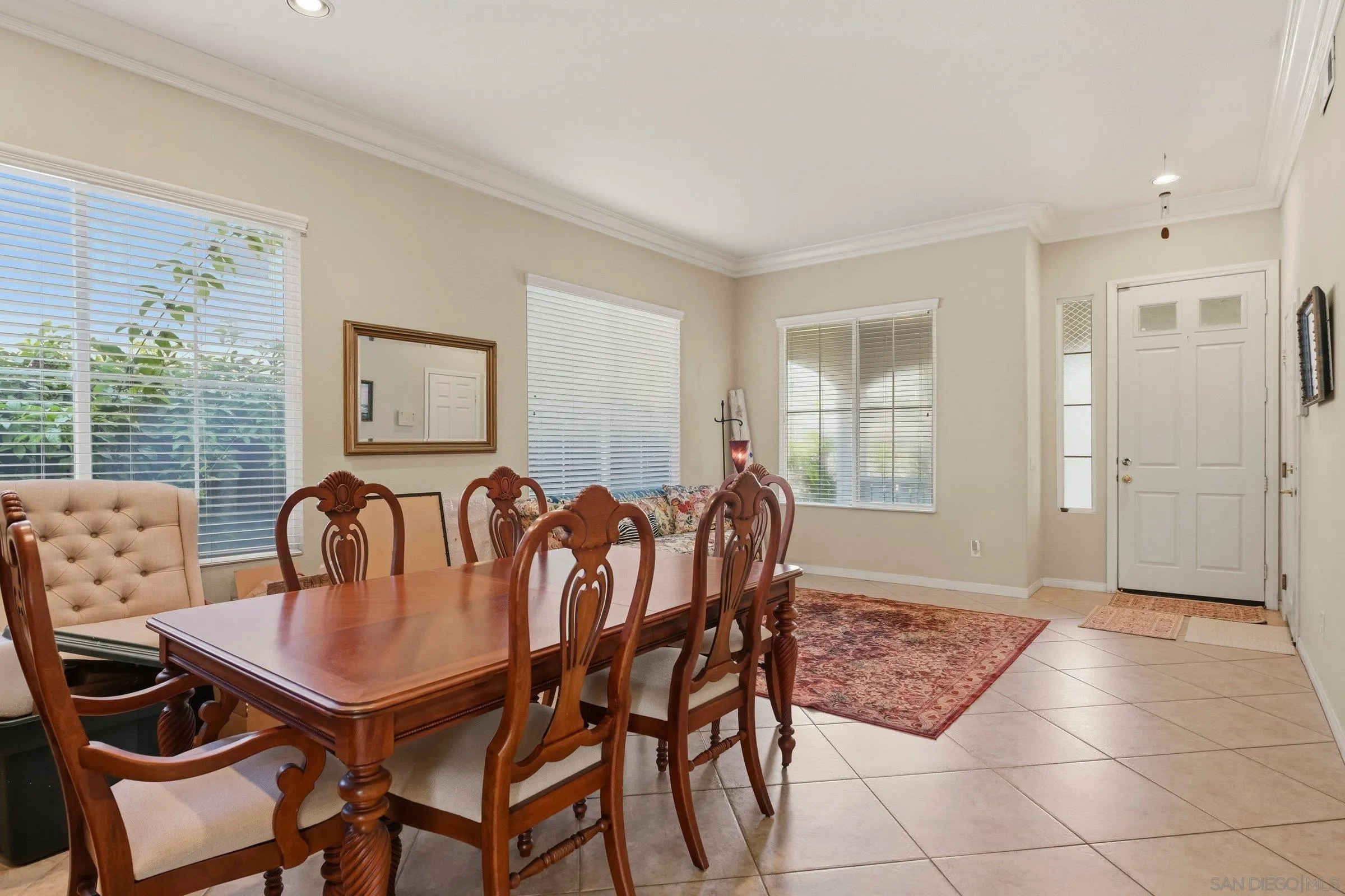 https://cdn.realtyfeed.com/cdn/127/260013129/42d64d43814a7f79471ca8bad8b85675.webp