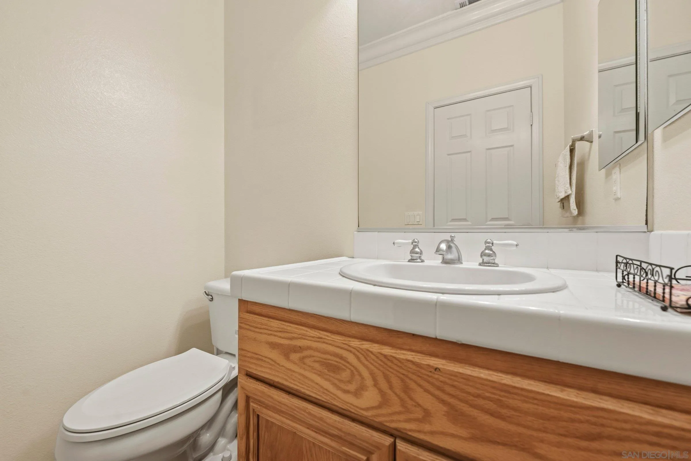 https://cdn.realtyfeed.com/cdn/127/260013129/f161cef4d0cfcd9f5b04c32fbc78f08b.webp