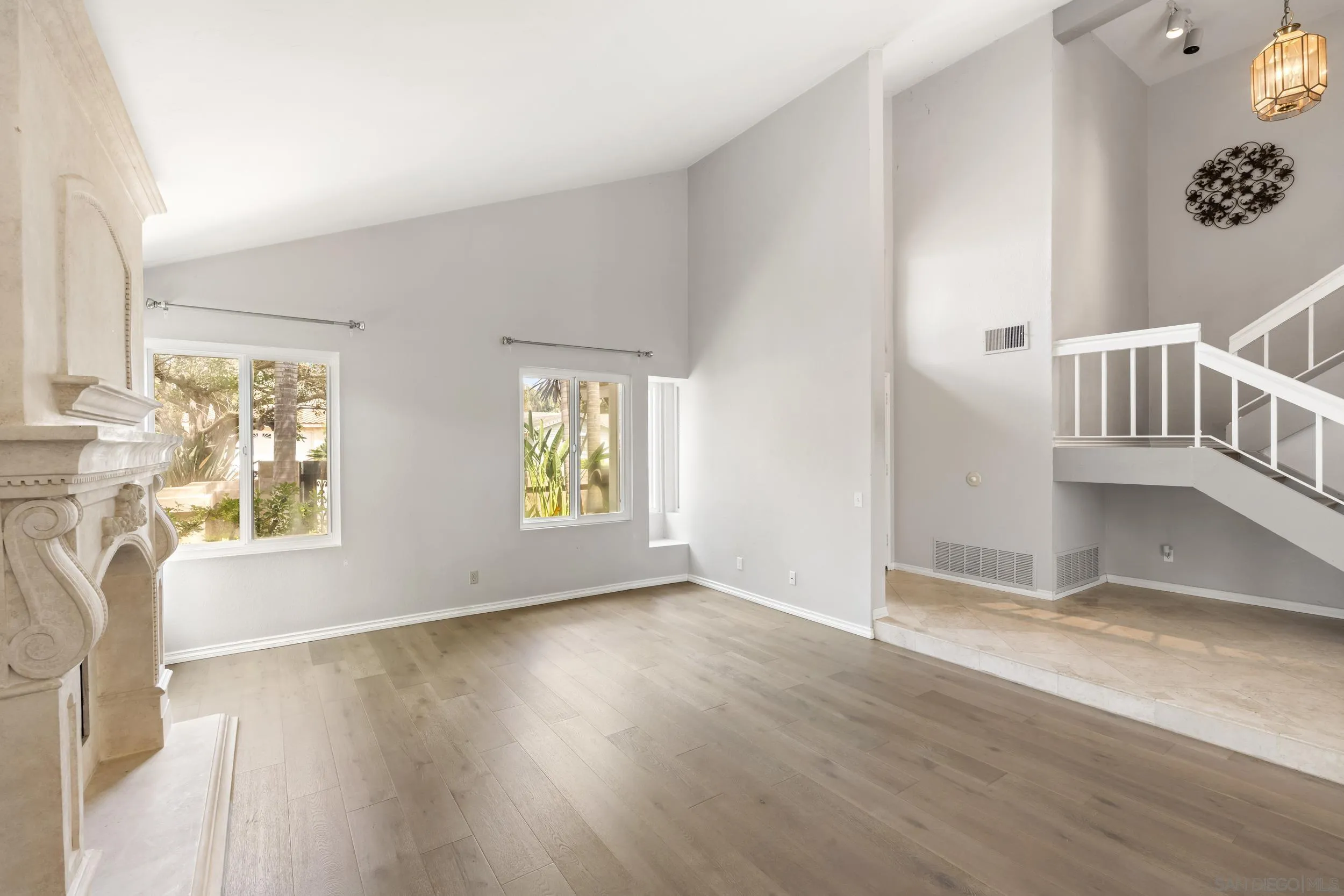 https://cdn.realtyfeed.com/cdn/127/260013130/9b25c78d037a8e40272897c8c73a24ff.webp