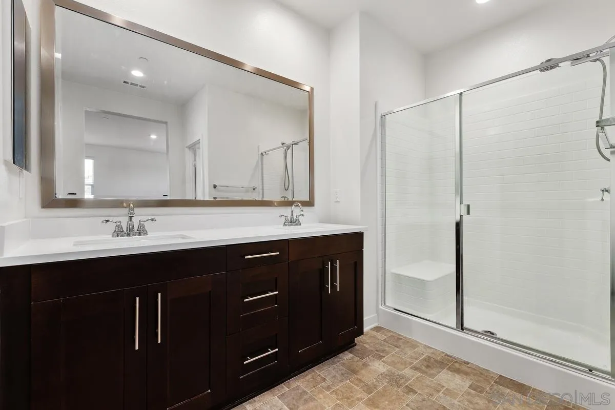 Photo #19: 260013135 Listing: Photo #19