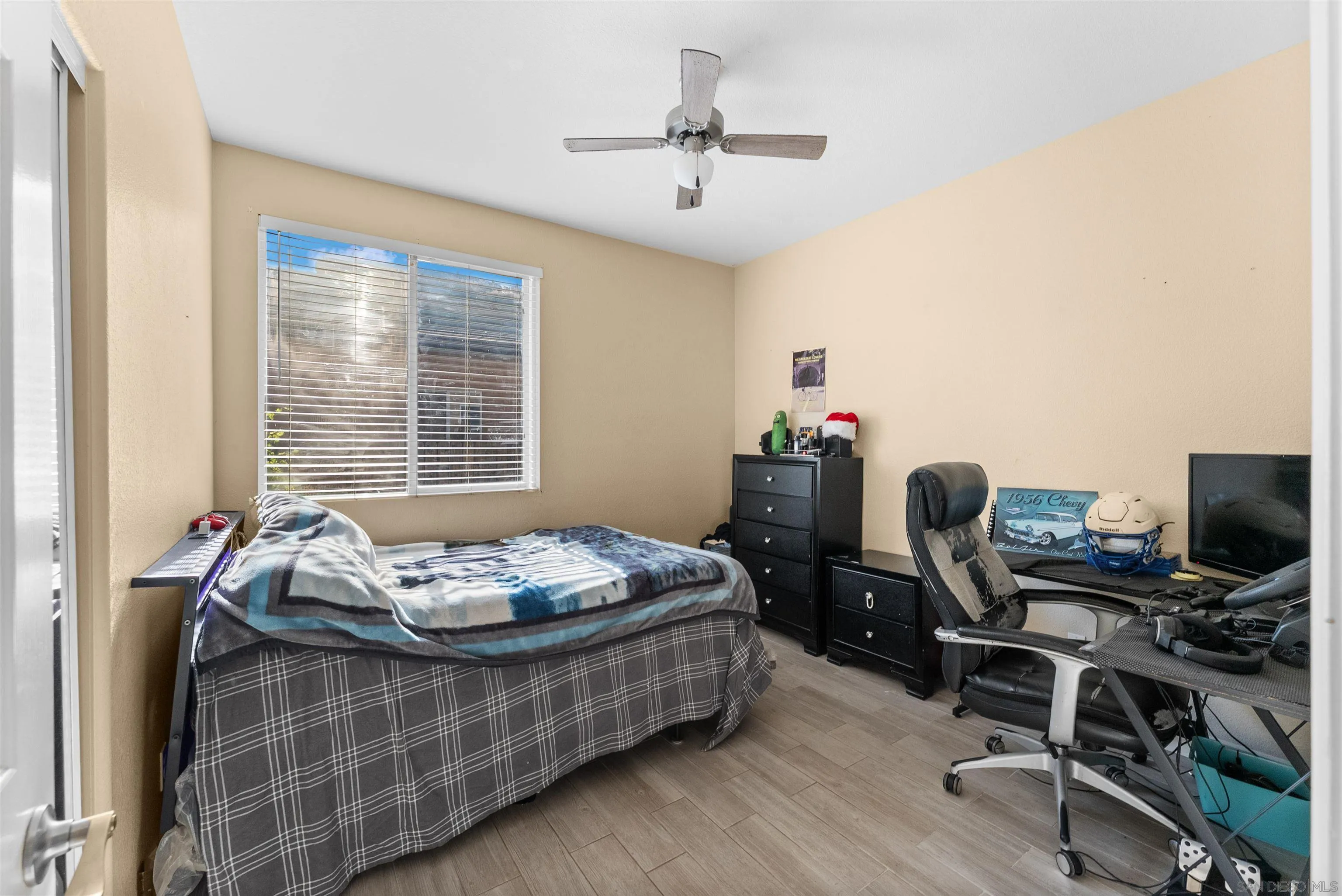 https://cdn.realtyfeed.com/cdn/127/260013136/0c1c6eca9e32b94497b07a29bd5dab0f.webp
