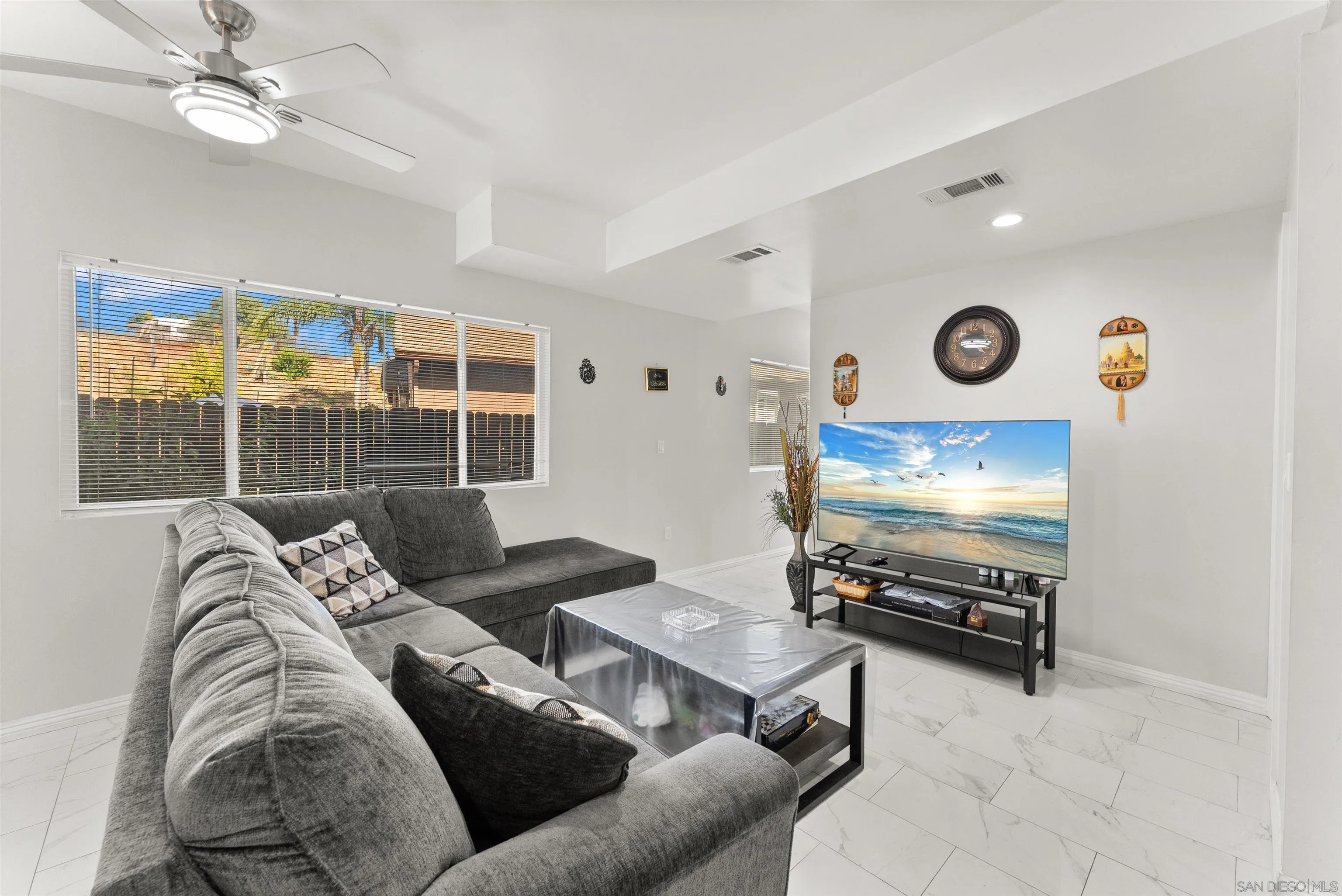 https://cdn.realtyfeed.com/cdn/127/260013136/63fc198d2398ac3b26e500fd25e141b4.webp