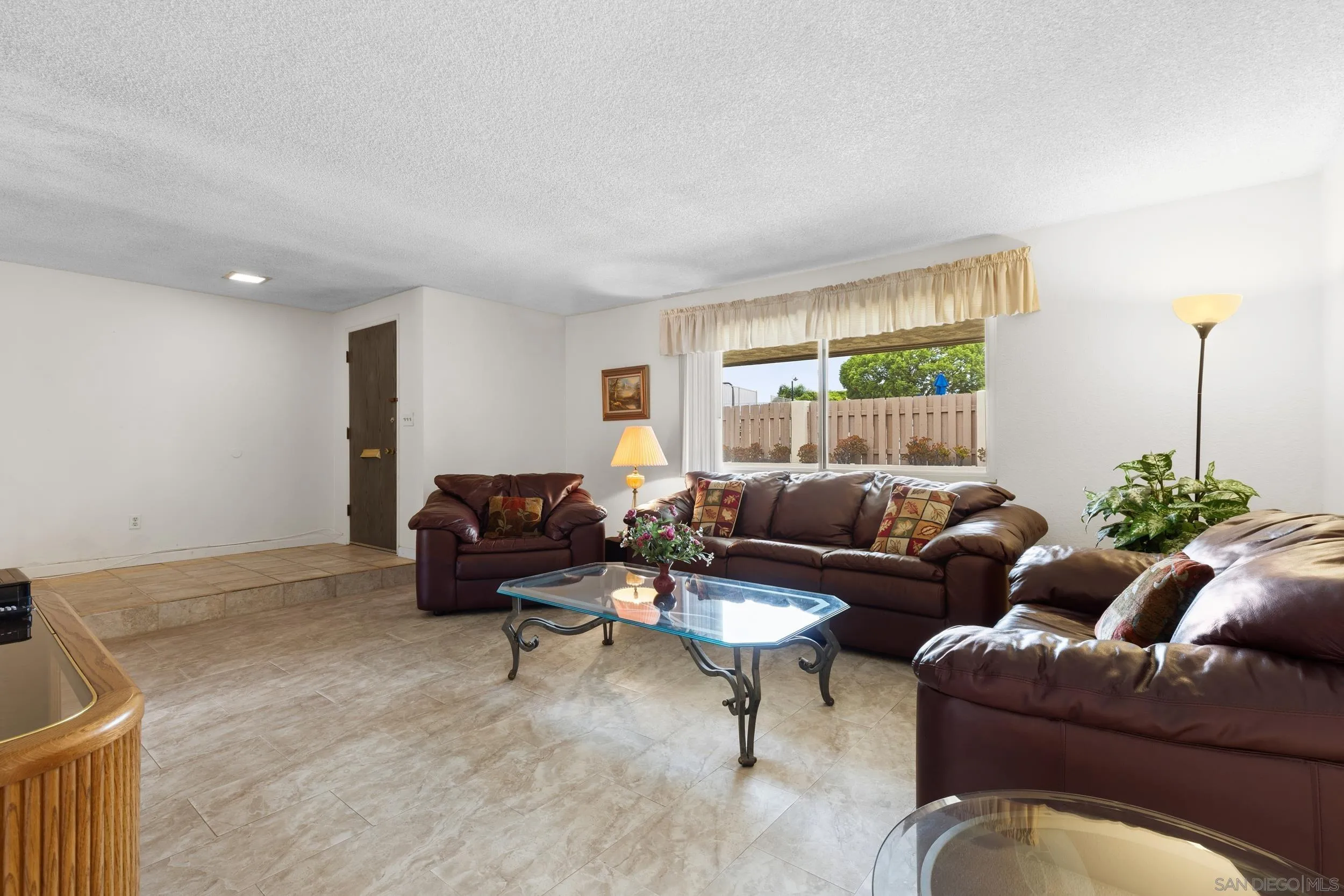 Photo #6: 260013140 Listing: Photo #6