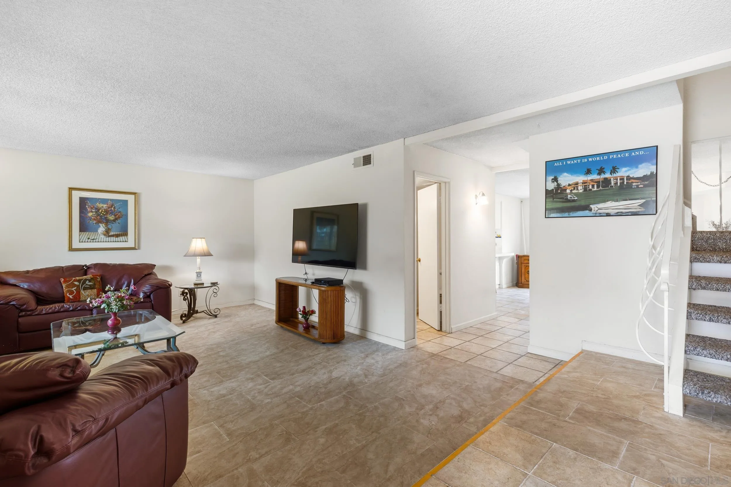 Photo #8: 260013140 Listing: Photo #8