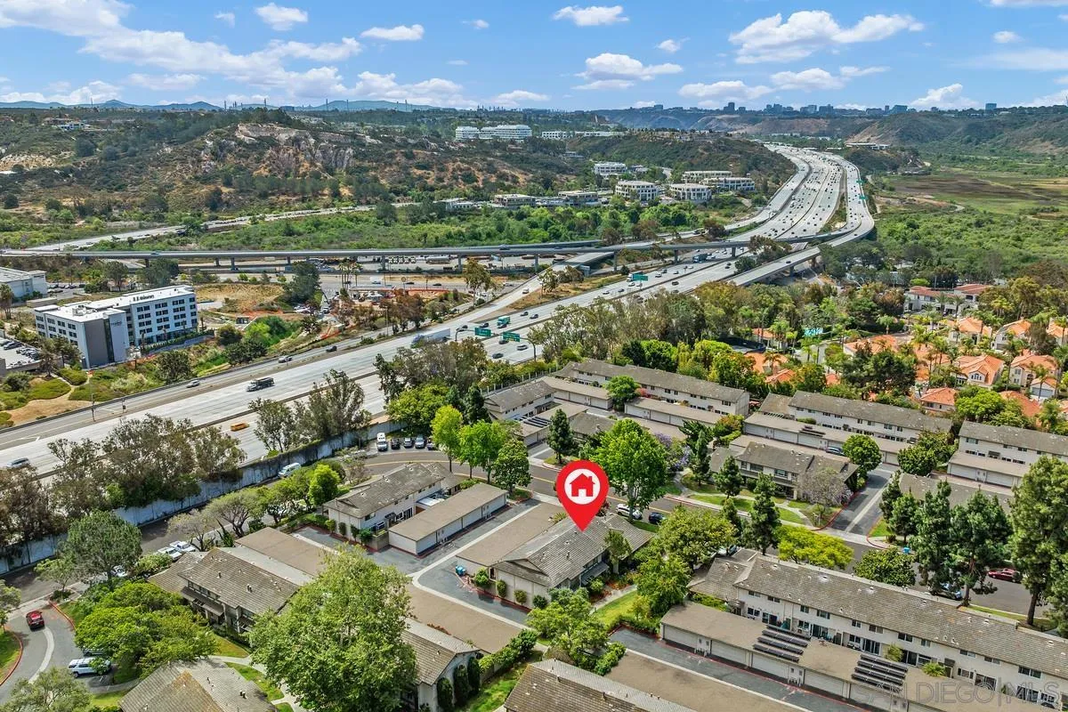 https://cdn.realtyfeed.com/cdn/127/260013141/07c63e51a6ec38e5bbf0b8c7e83440b0.webp