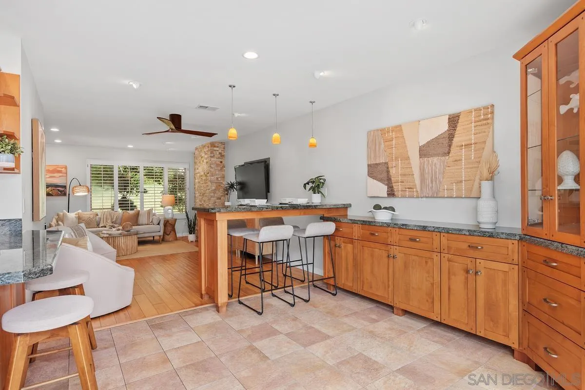 Photo #11: 260013141 Listing: Photo #11