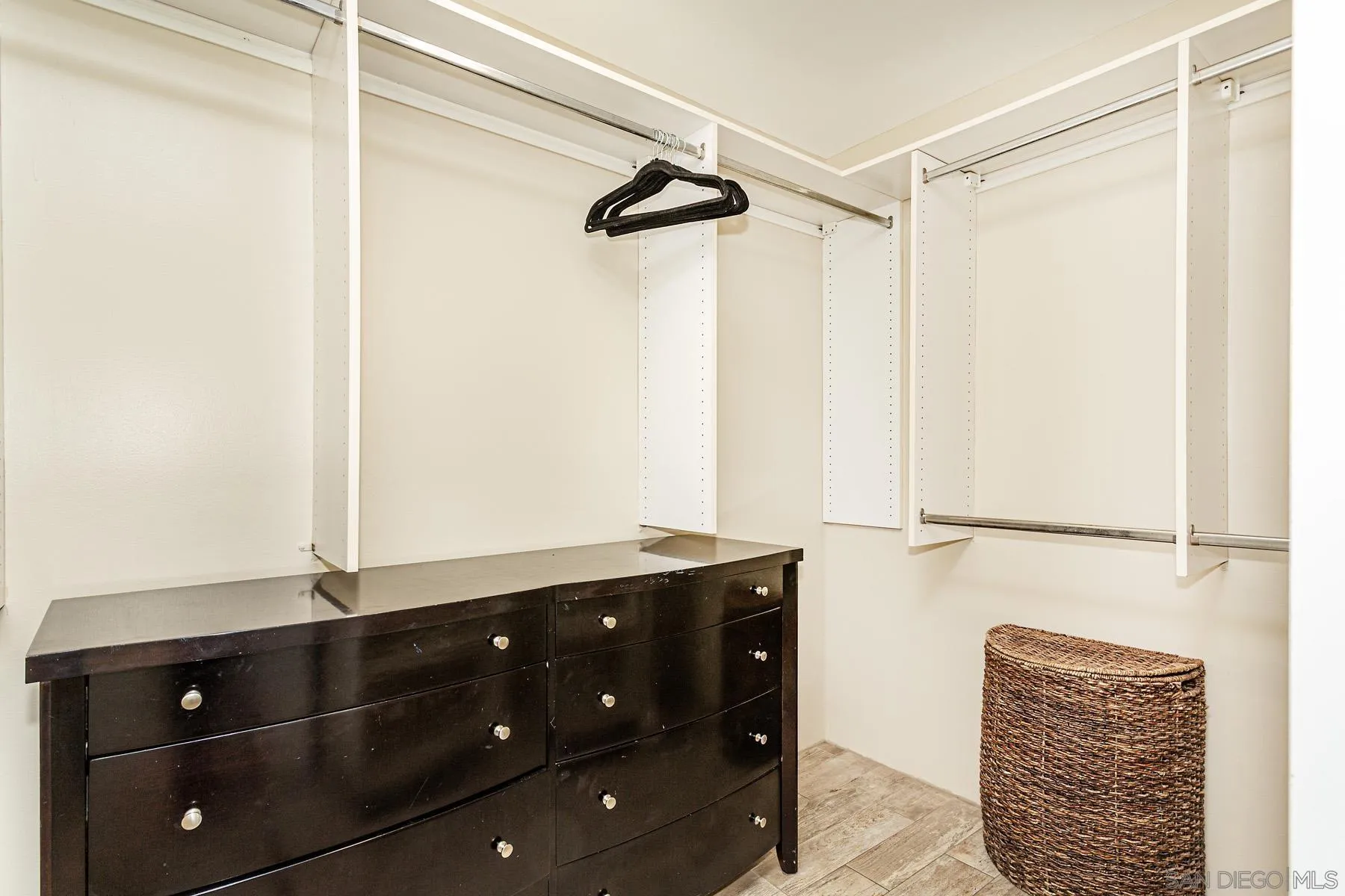 Photo #22: 260013144 Listing: Photo #22