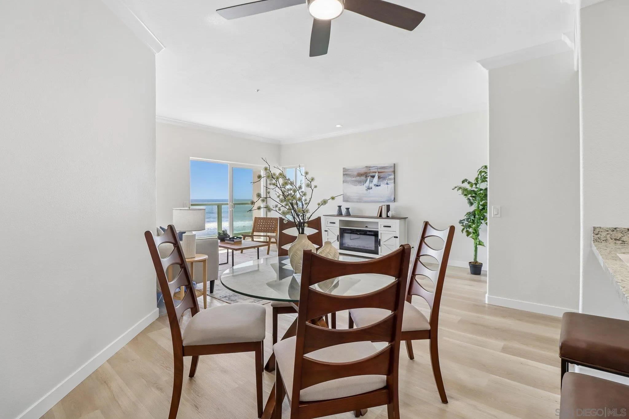 https://cdn.realtyfeed.com/cdn/127/260013148/99d0ad151ccb650d67ed76b924485fb1.webp