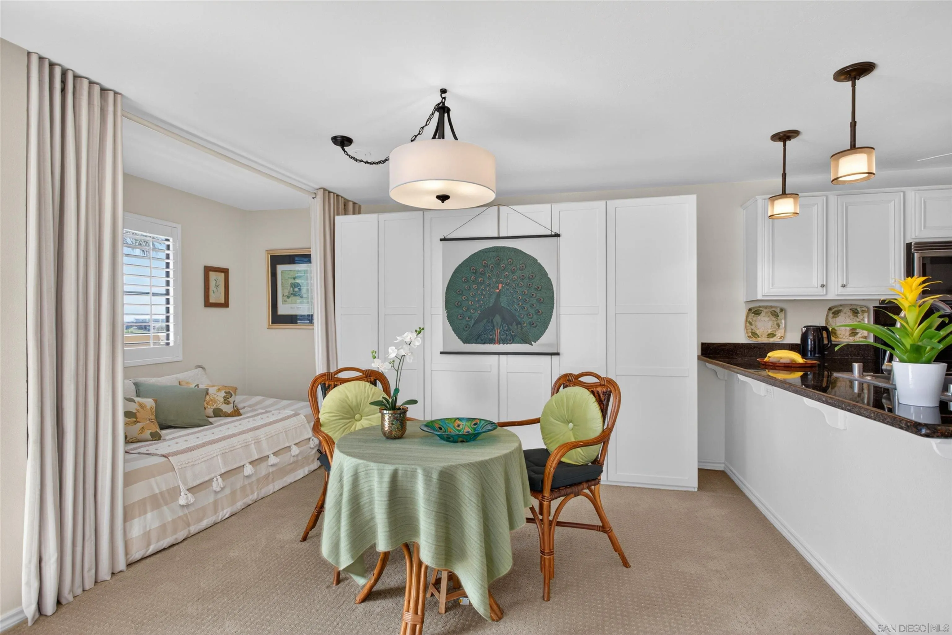 https://cdn.realtyfeed.com/cdn/127/260013159/409cd9ca730dab85c57ea3b668dd0b5e.webp