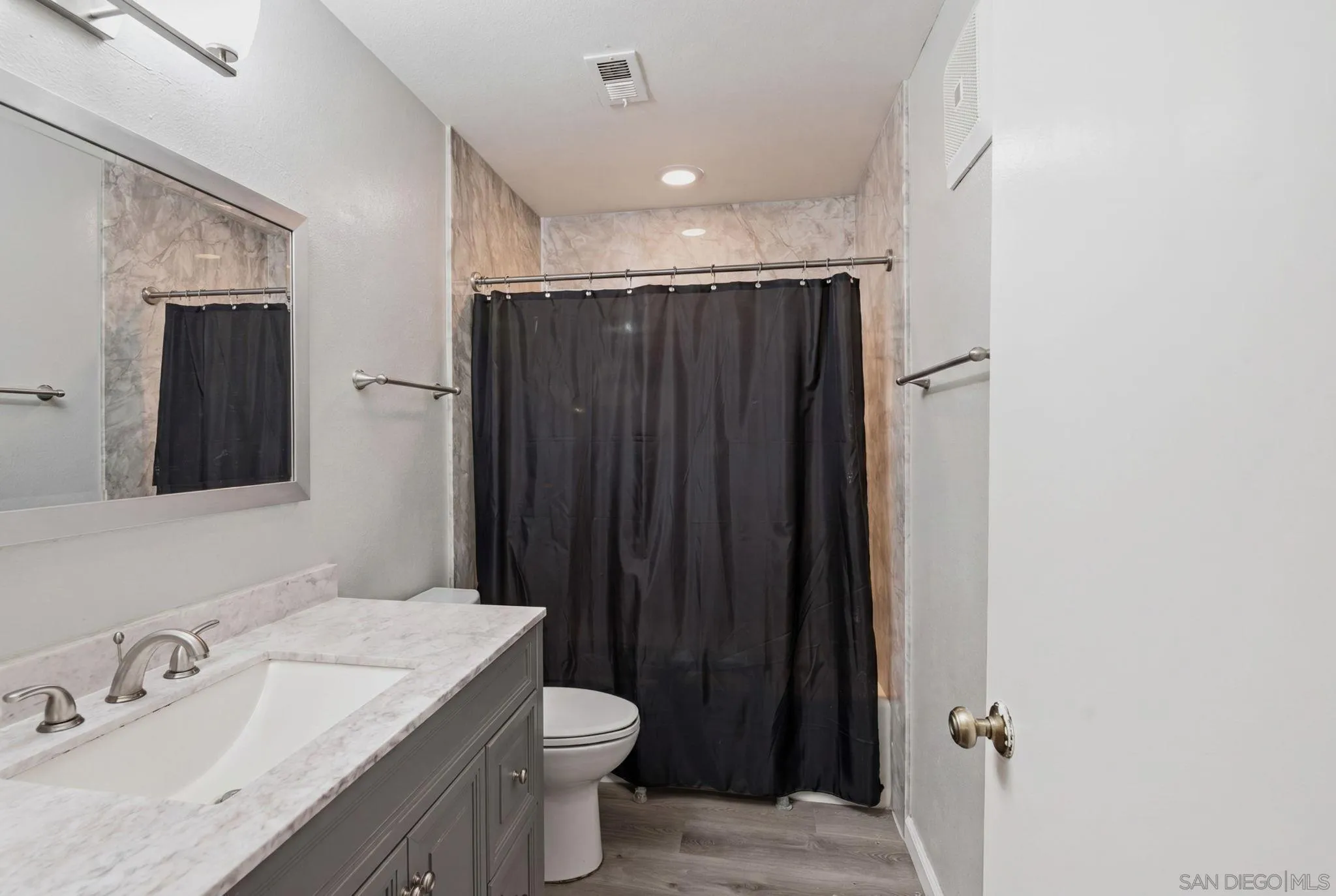 Photo #20: 260013162 Listing: Photo #20
