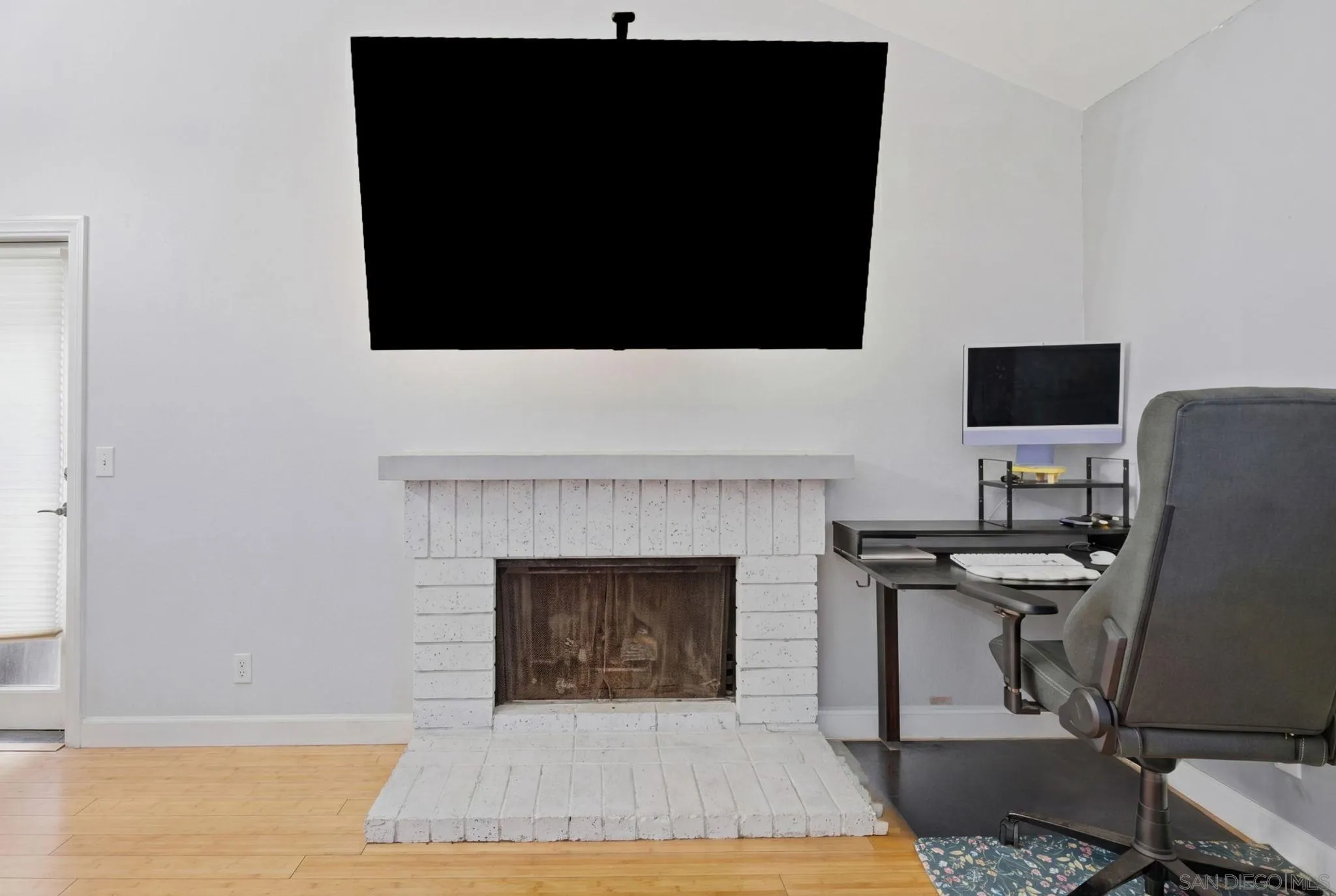 Photo #10: 260013162 Listing: Photo #10