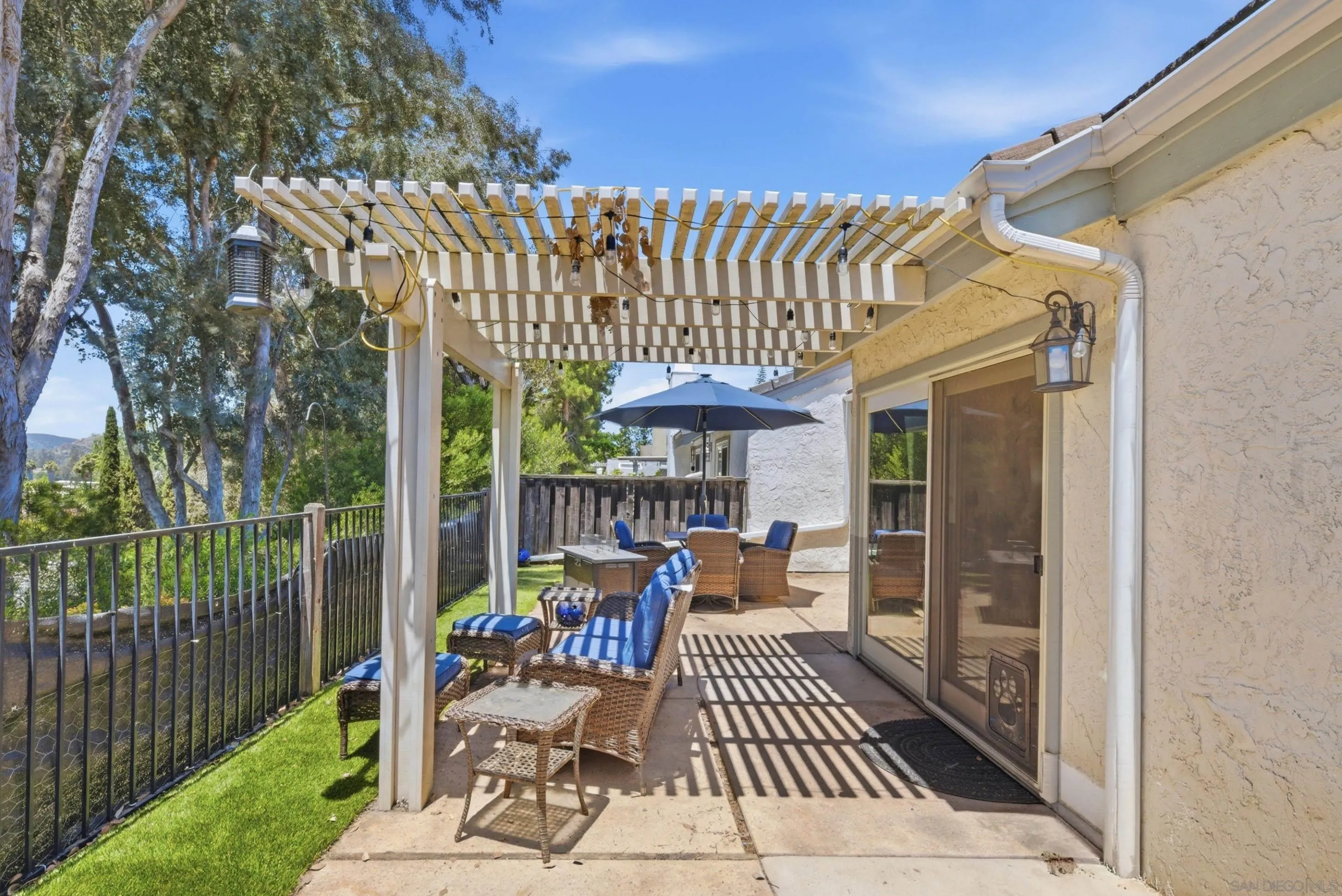 https://cdn.realtyfeed.com/cdn/127/260013162/7c6139fc4102218192fdfe1ac10c4ff4.webp