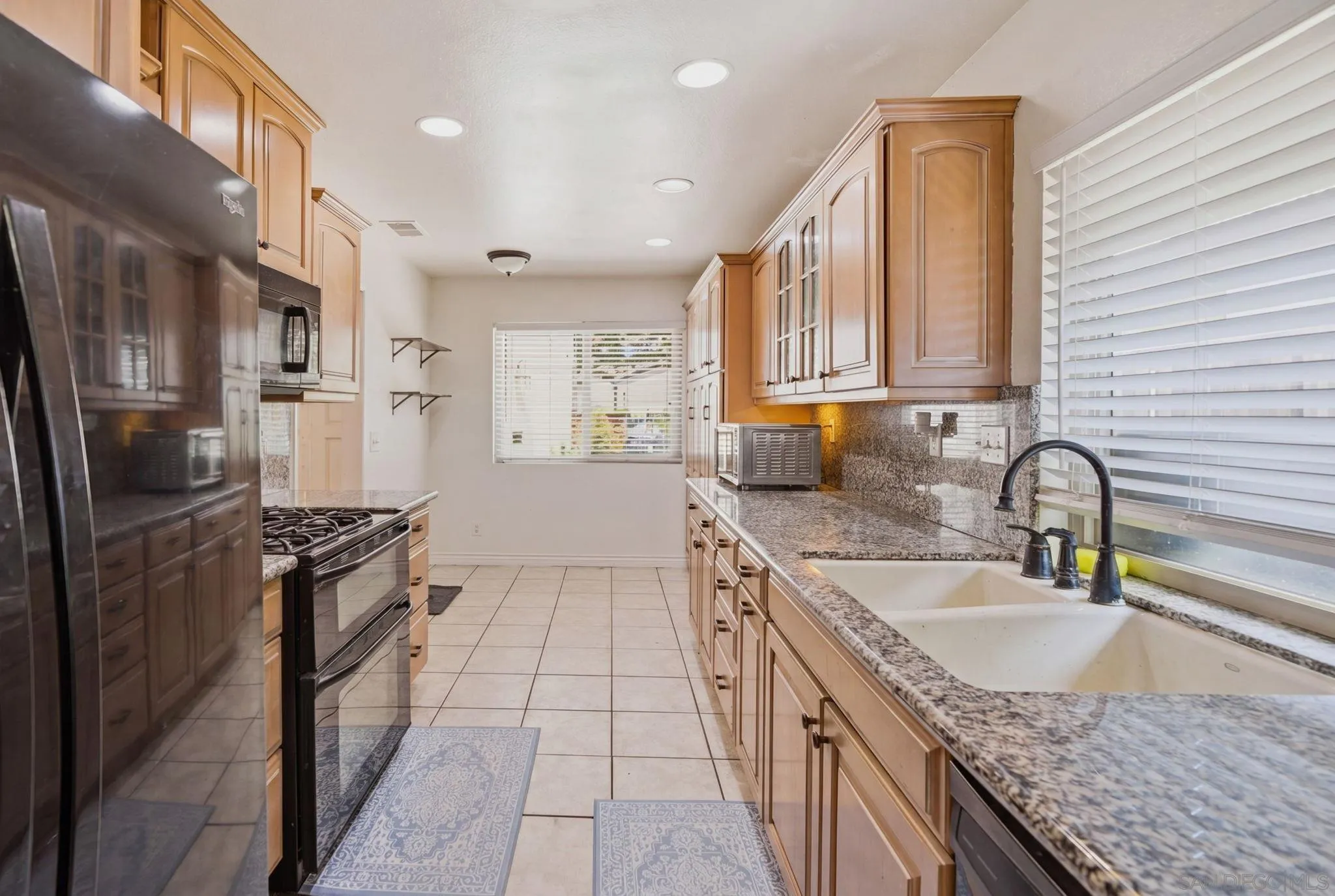 Photo #13: 260013162 Listing: Photo #13
