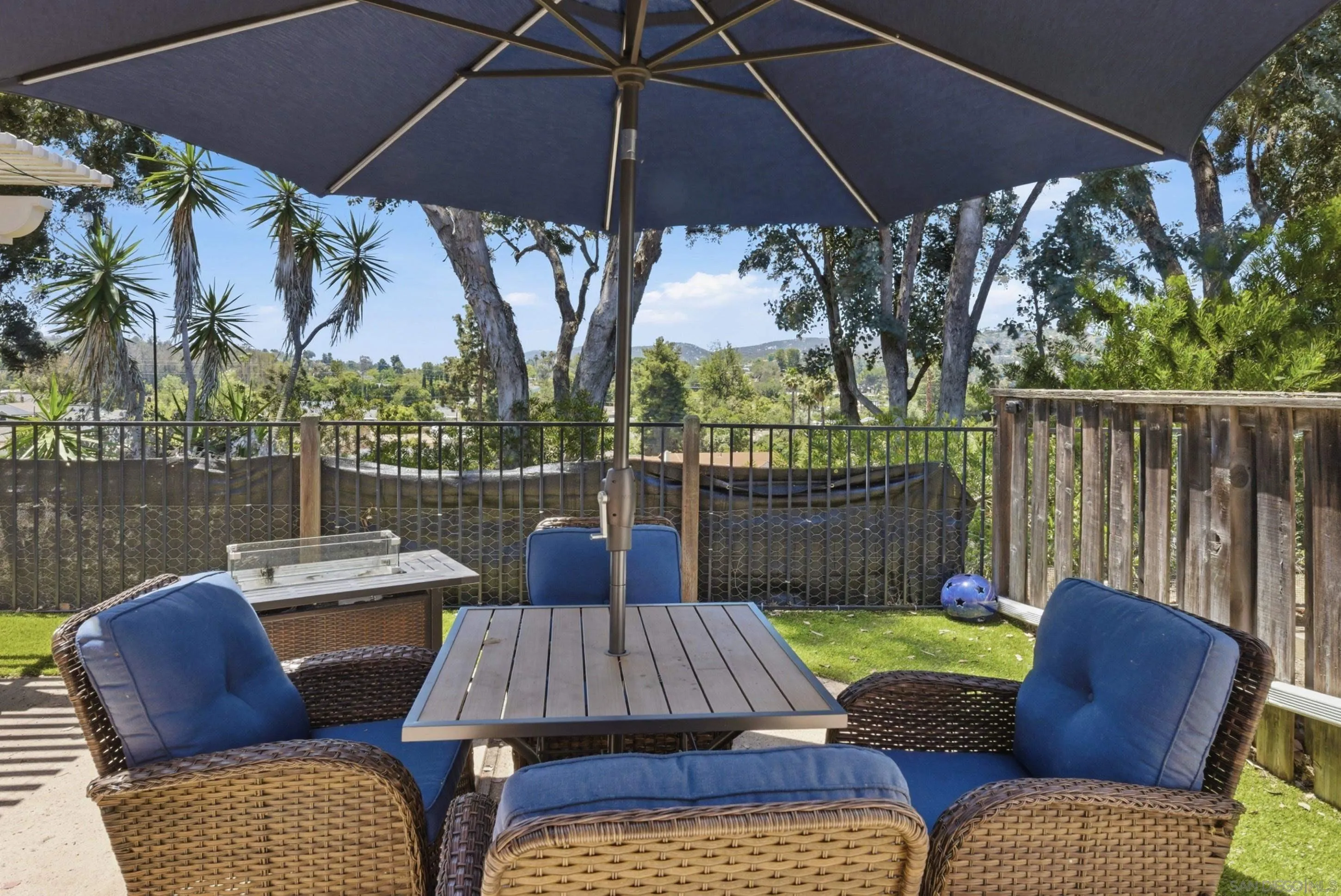 https://cdn.realtyfeed.com/cdn/127/260013162/e1ec313490723c7e1a2fb8052a13e192.webp