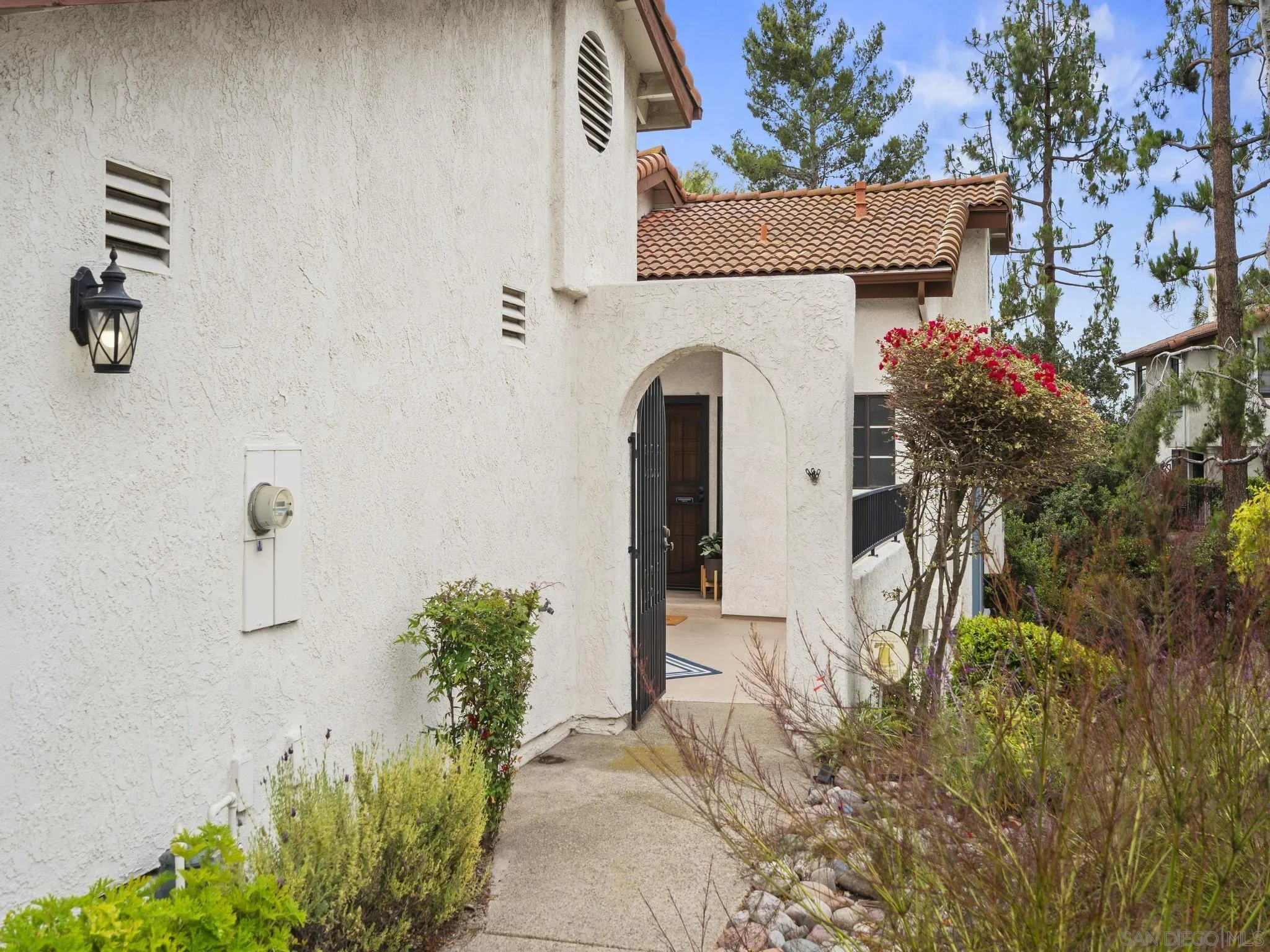 Photo #5: 260013170 Listing: Photo #5