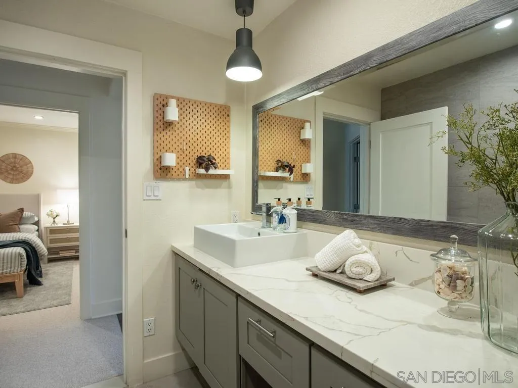 Photo #21: 260013171 Listing: Photo #21