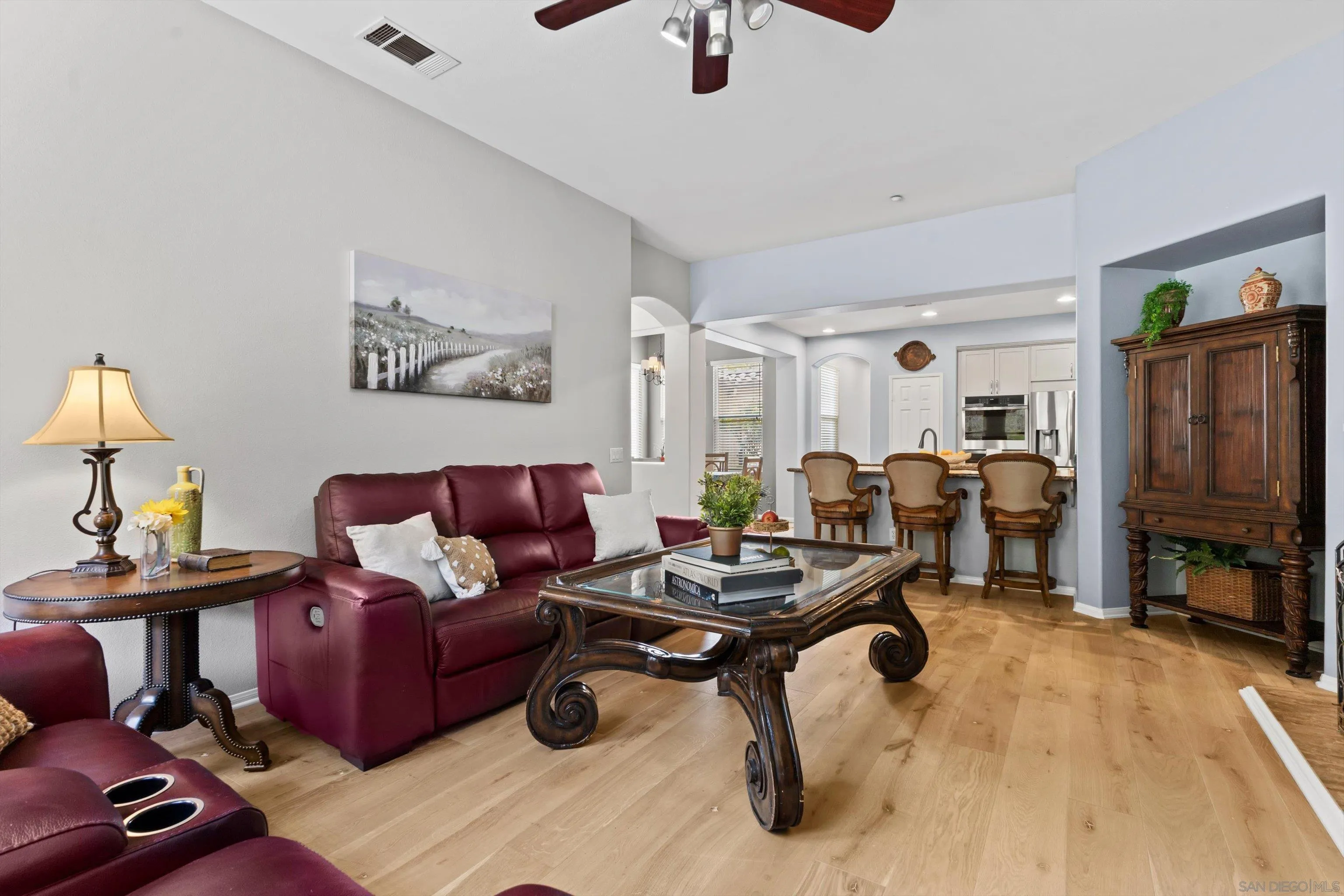 https://cdn.realtyfeed.com/cdn/127/260013174/9c7dbf80d6f543812e6ca31c3a69ebdb.webp