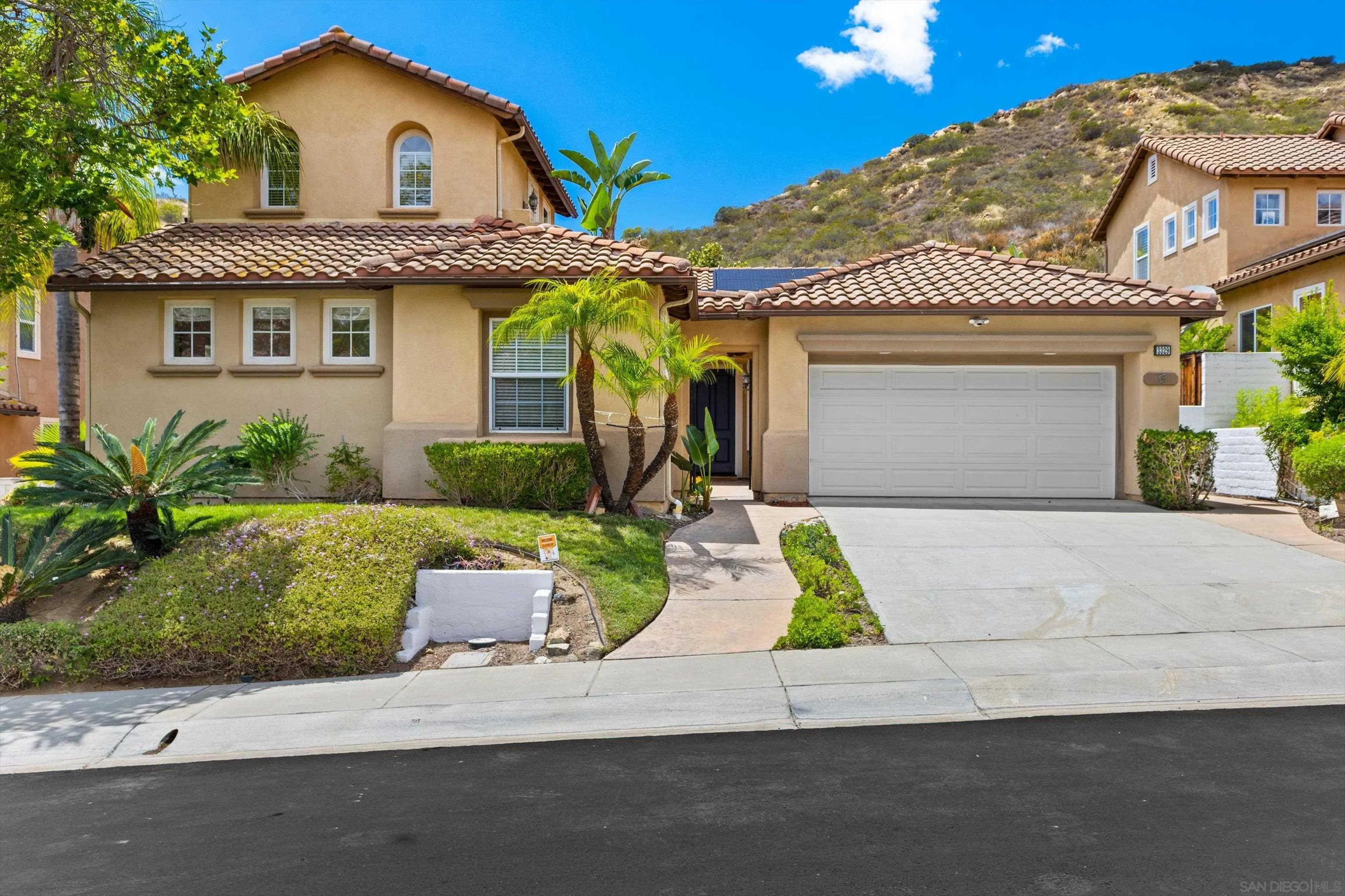 https://cdn.realtyfeed.com/cdn/127/260013174/cf40230e3ad76ccd8e59860b071c99b6.webp