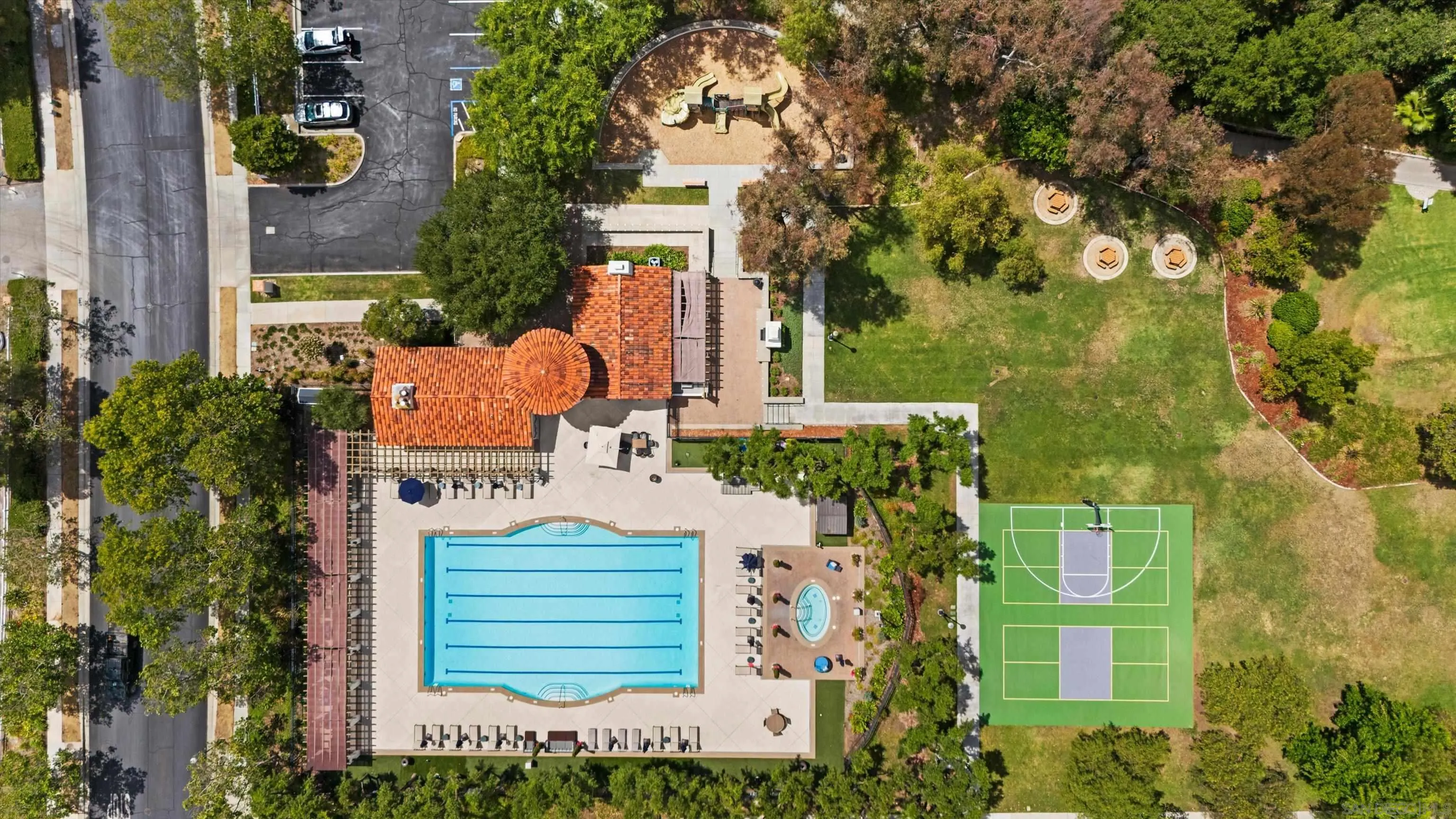 https://cdn.realtyfeed.com/cdn/127/260013174/ed26648cfb4a0a5c11e889d719e4abdc.webp