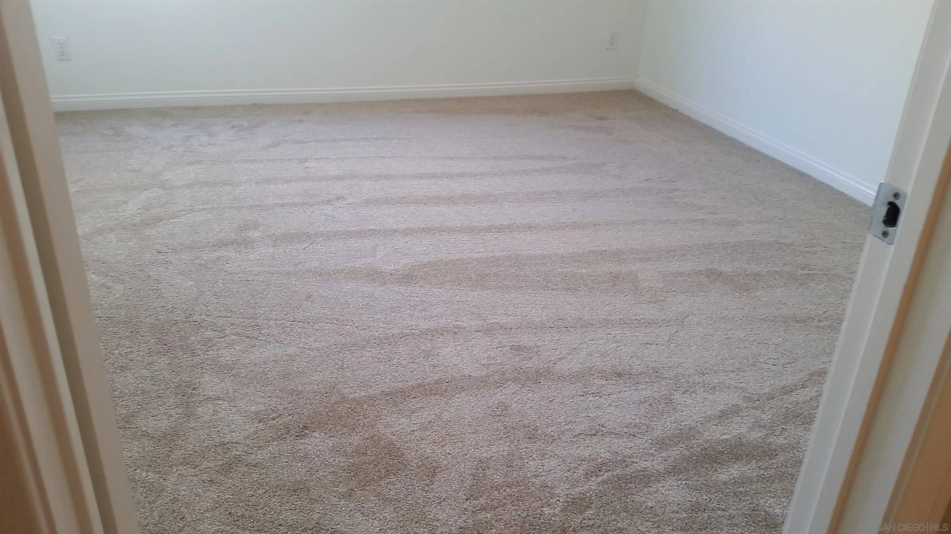 Photo #10: 260013175 Listing: Photo #10