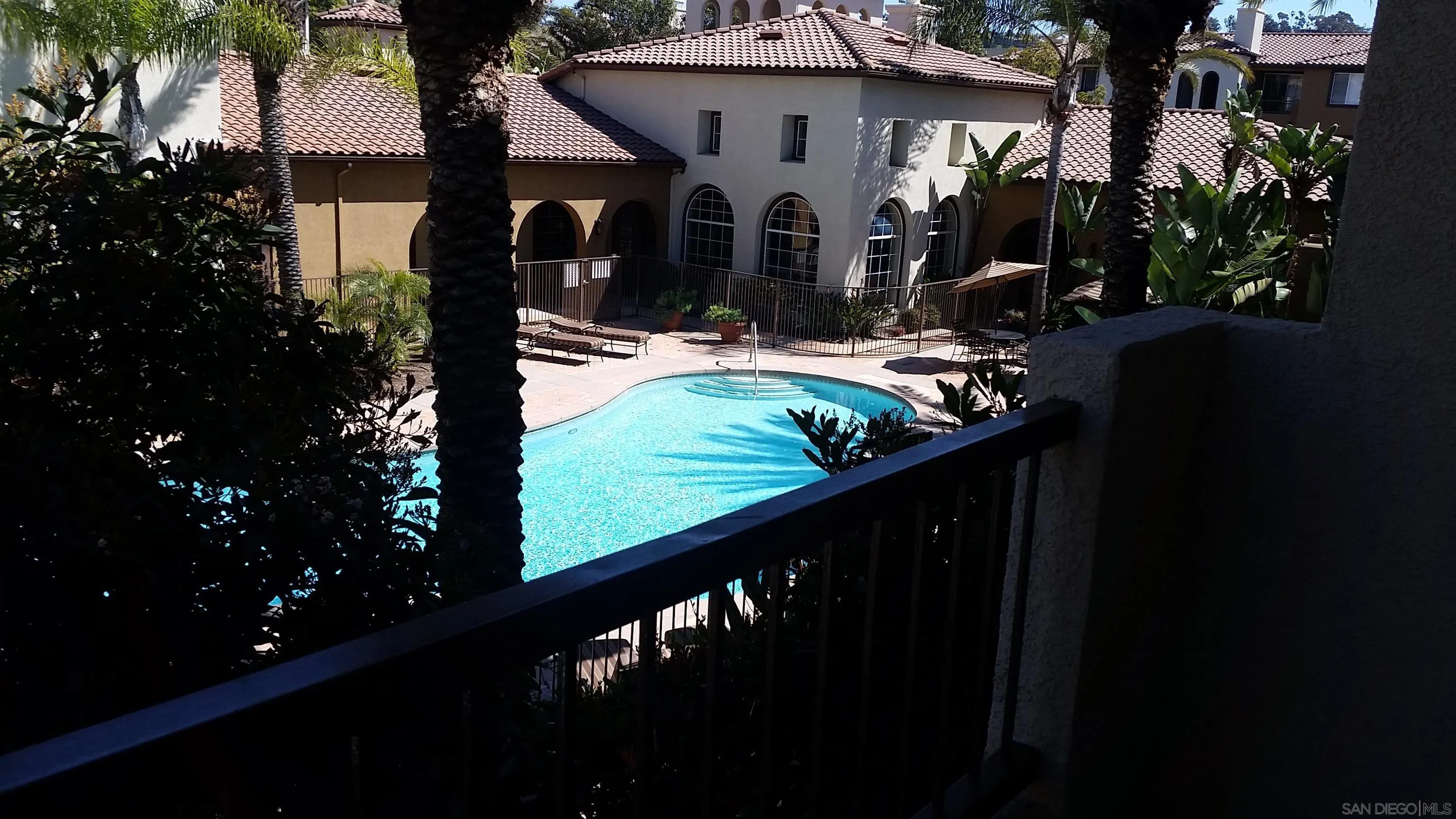 Photo #5: 260013175 Listing: Photo #5