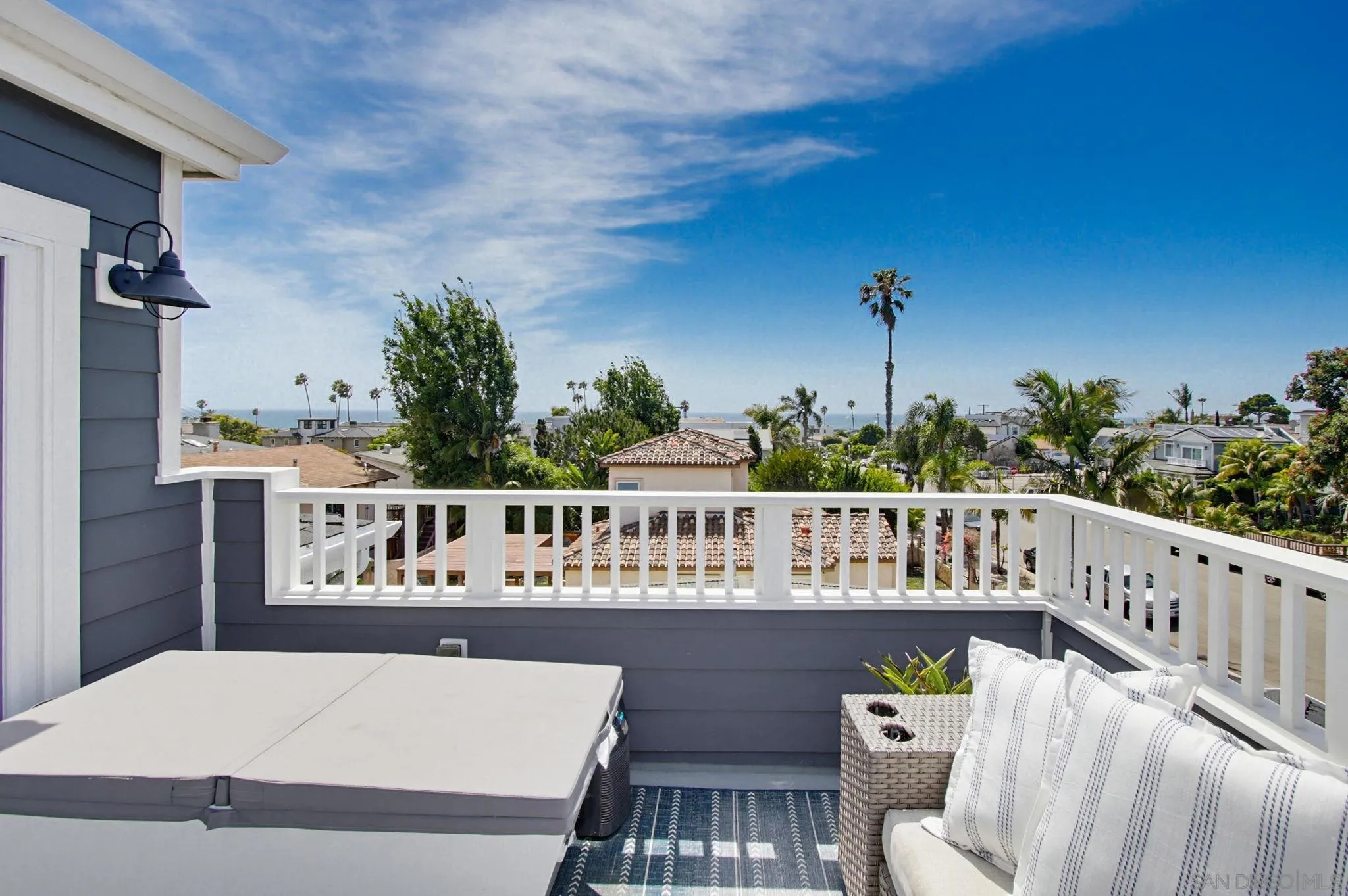 https://cdn.realtyfeed.com/cdn/127/260013178/04107cb4b31b7e3f07b902e573f69d58.webp